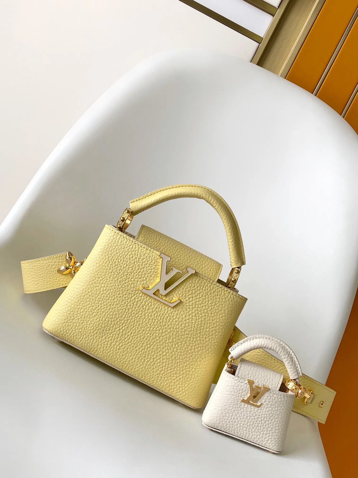 Louis Vuitton Capucines Mini M24563 - 图片 3