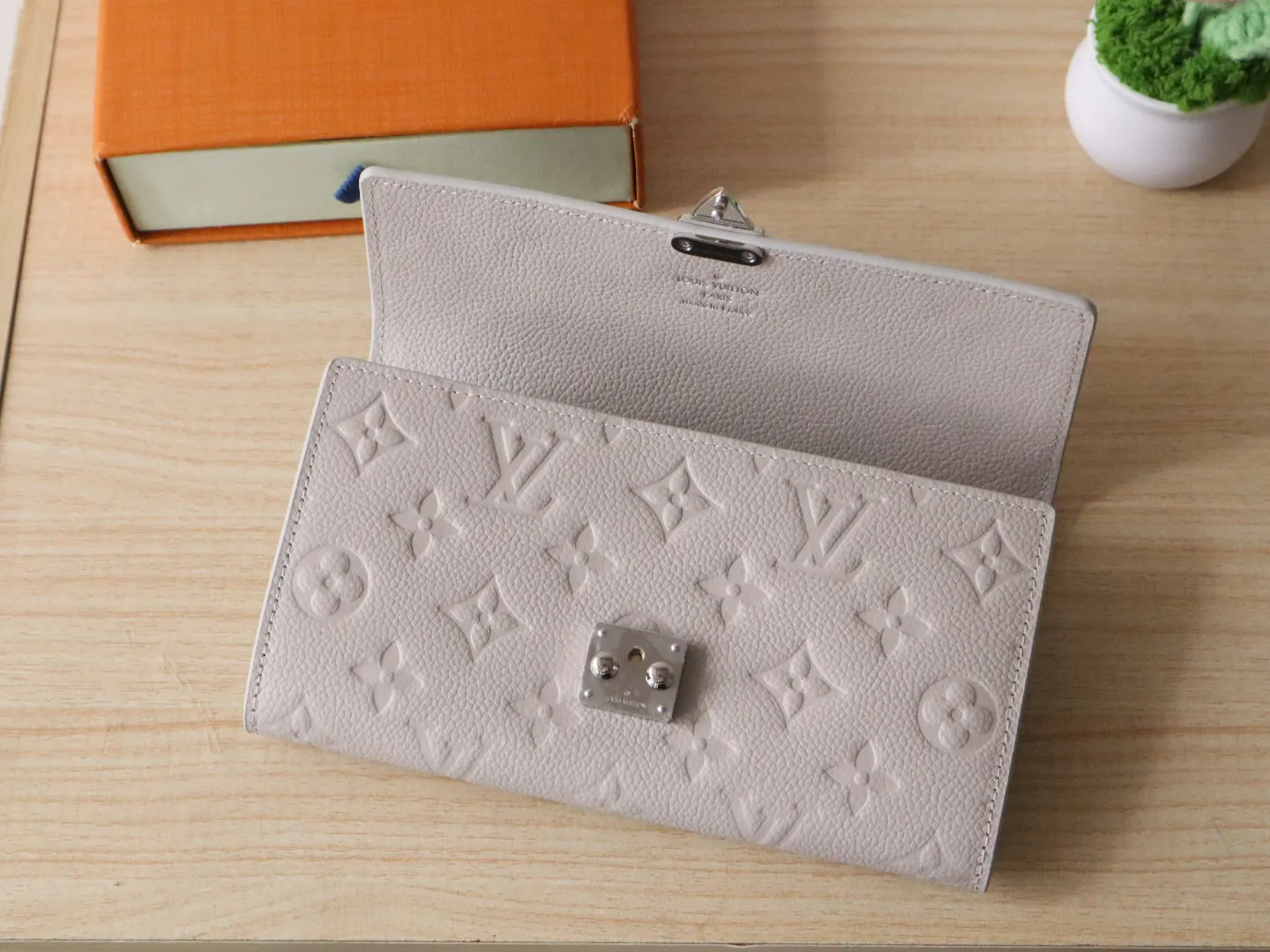Louis Vuitton Portofouille Sara Metis M13463 - 图片 8