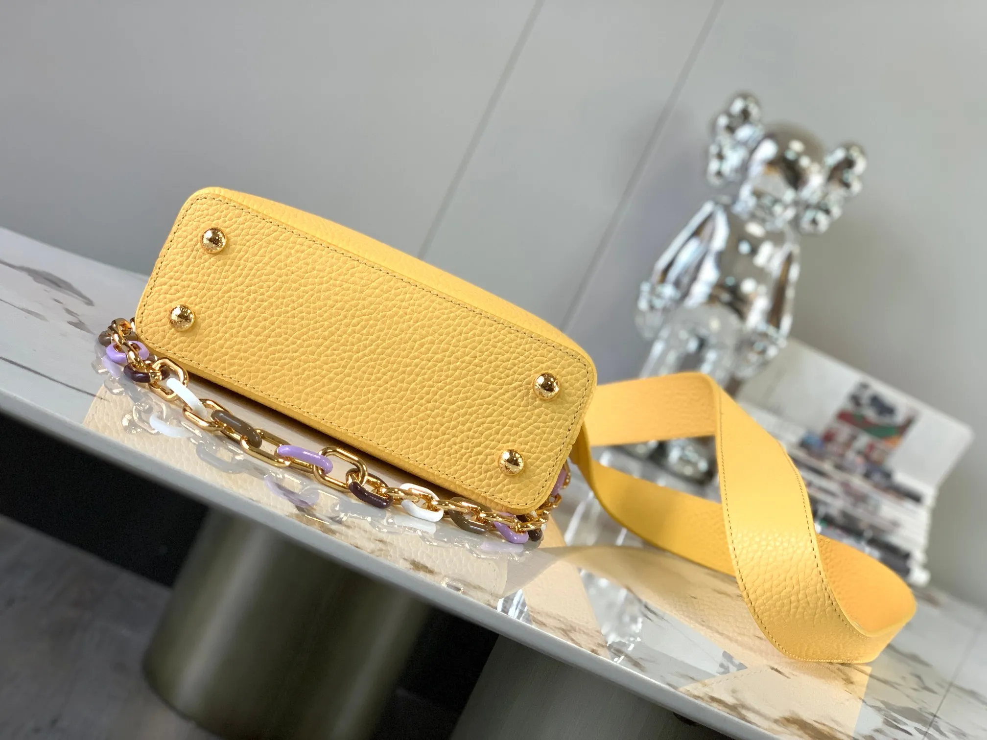Louis Vuitton Capucines Mini M21798 - Image 6