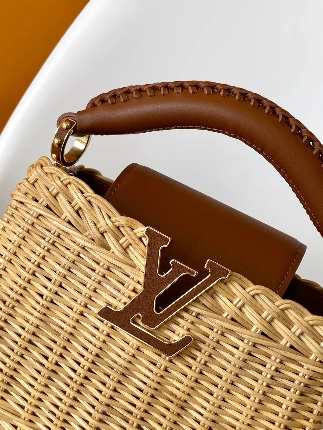 Louis Vuitton Capucines Mini M14365 - Image 7