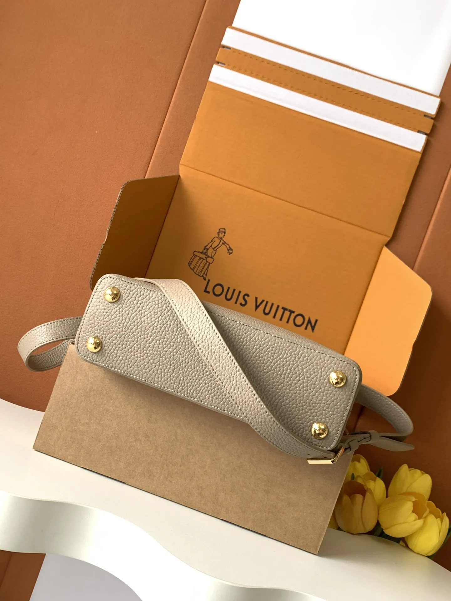 Louis Vuitton Capucines Mini N85517 - Image 5