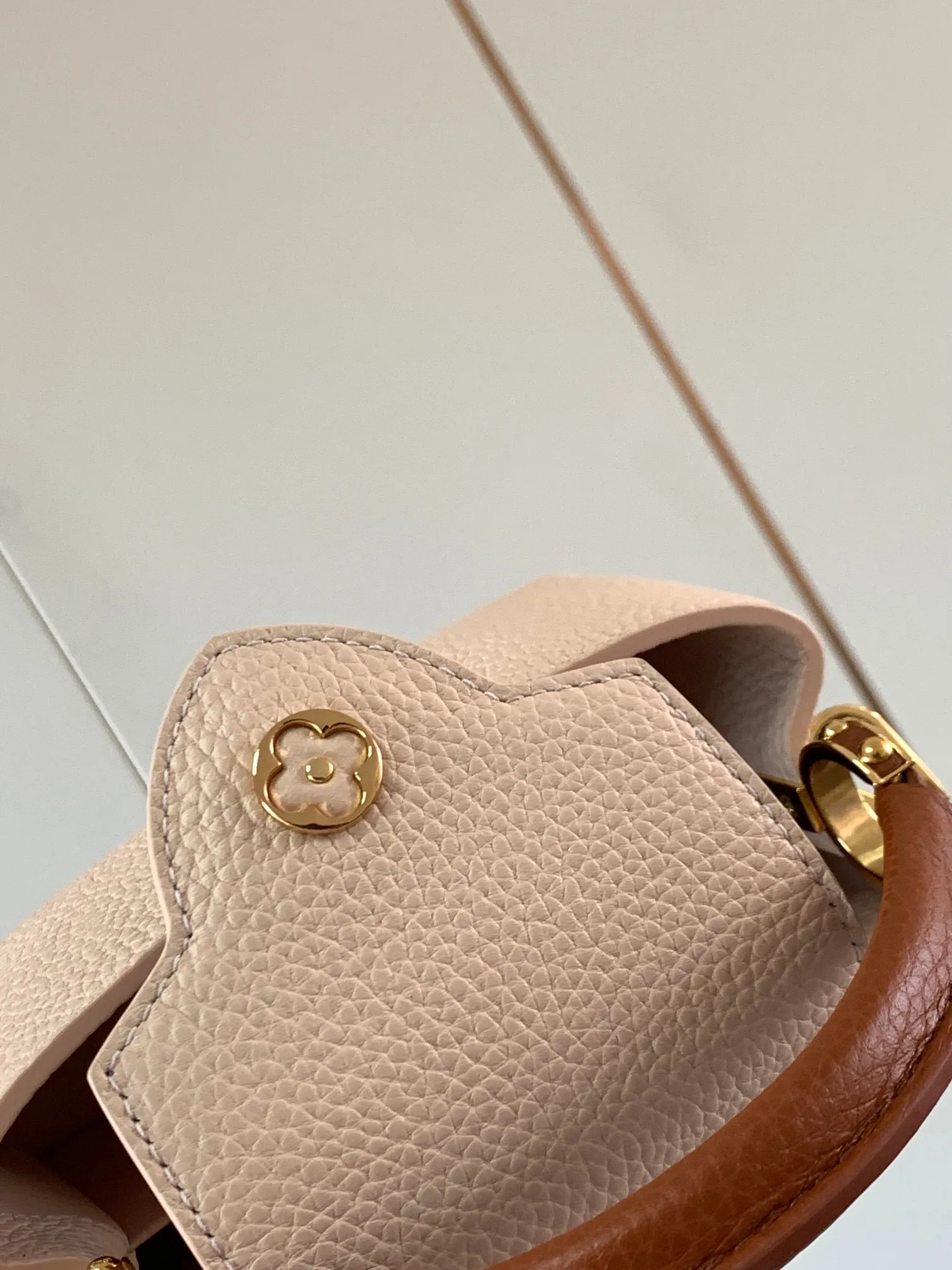 Louis Vuitton Capucines Mini M59253 - Image 9