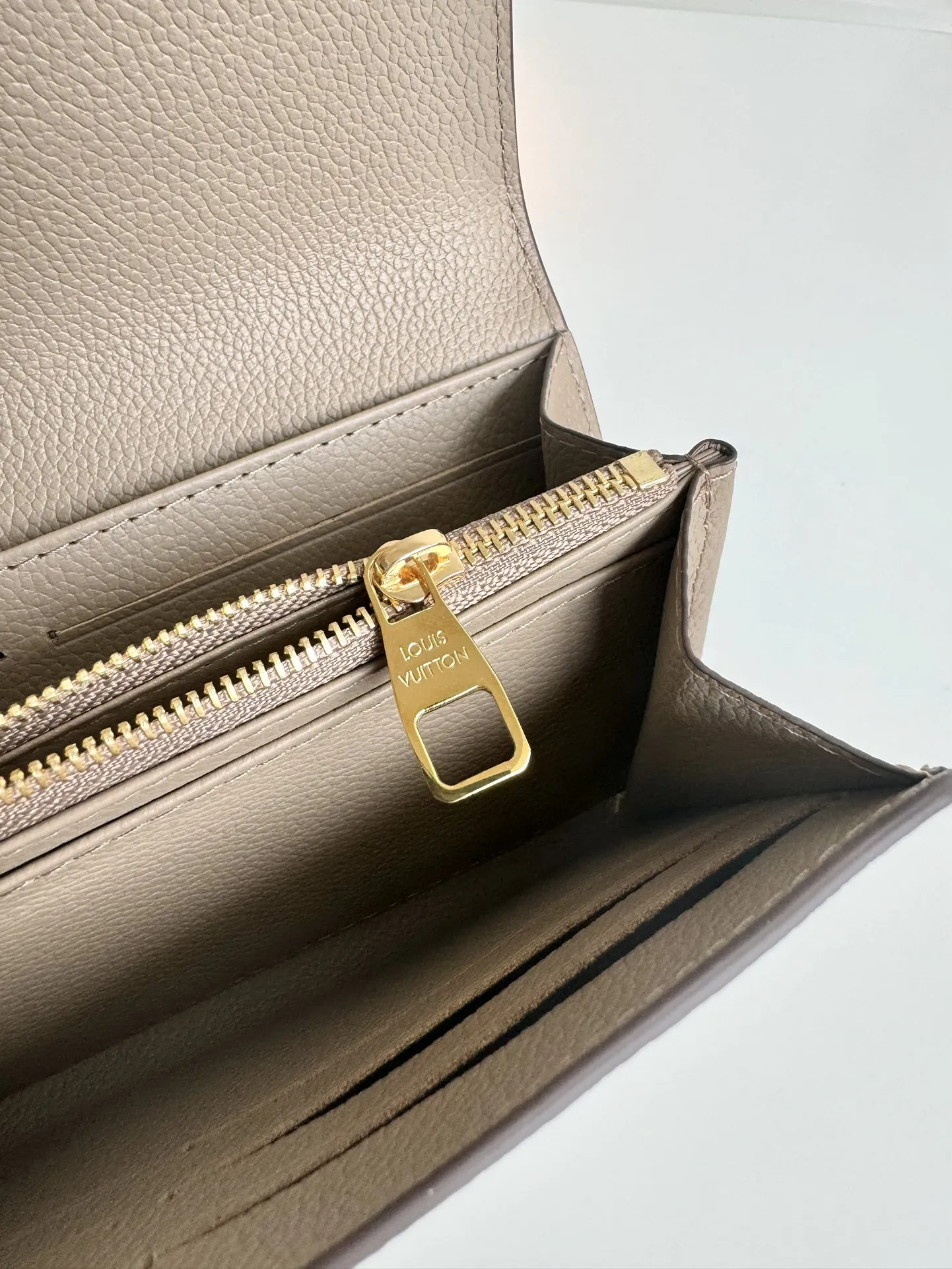 Louis Vuitton Sarah Wallet M82256 - 图片 2