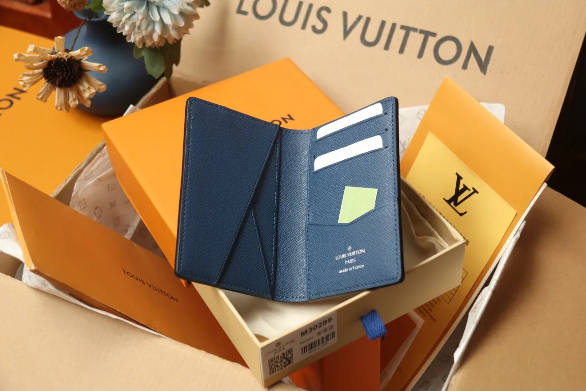 Louis Vuitton Pocket Organiser M30301 - Image 10