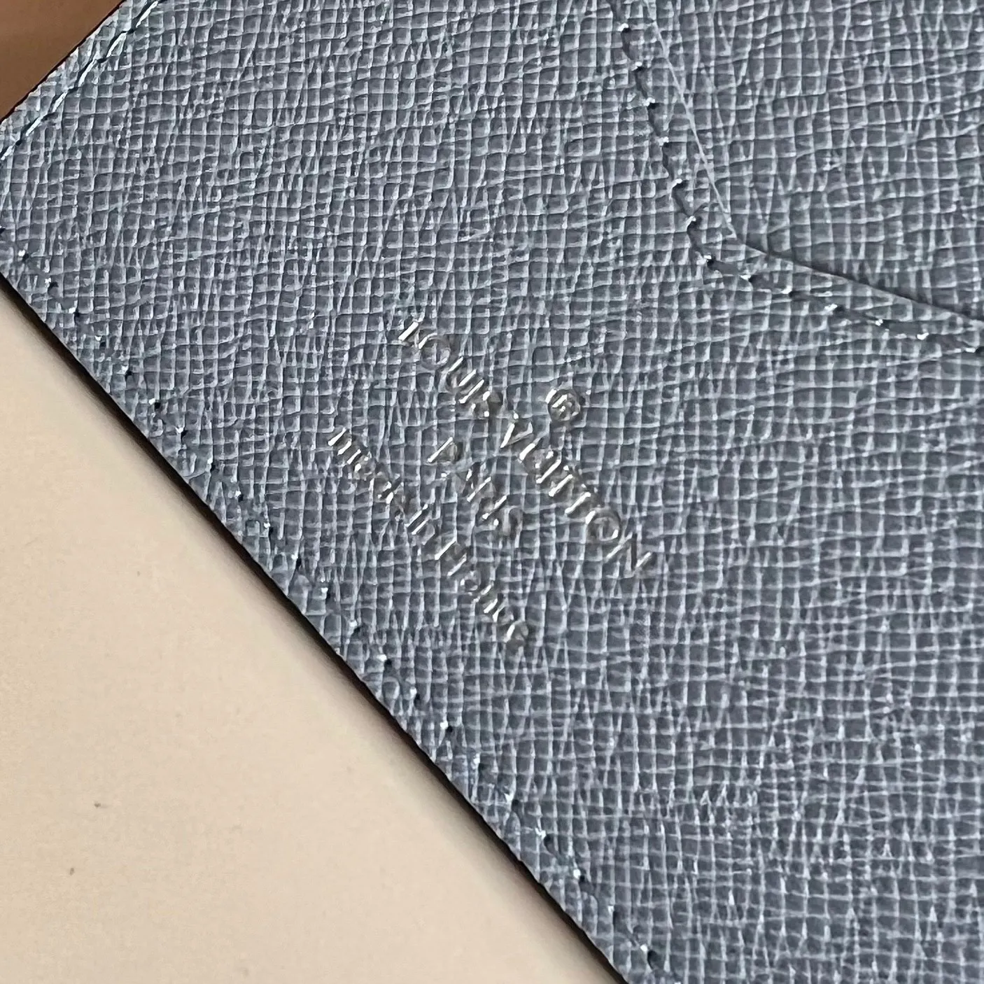 Alternative view of Louis Vuitton Passport Cover M14358
