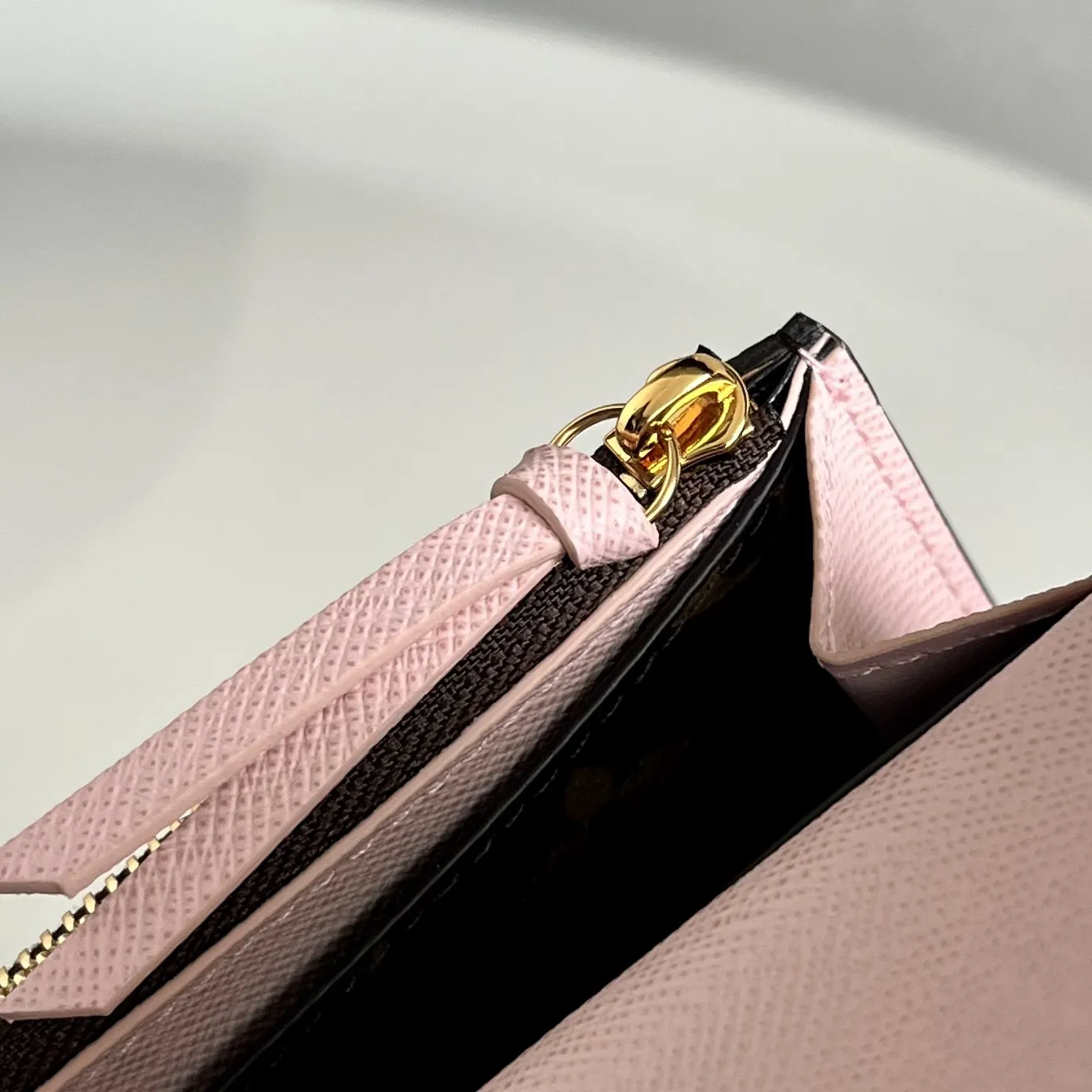 Louis Vuitton Emilie Wallet M61289 - 图片 3