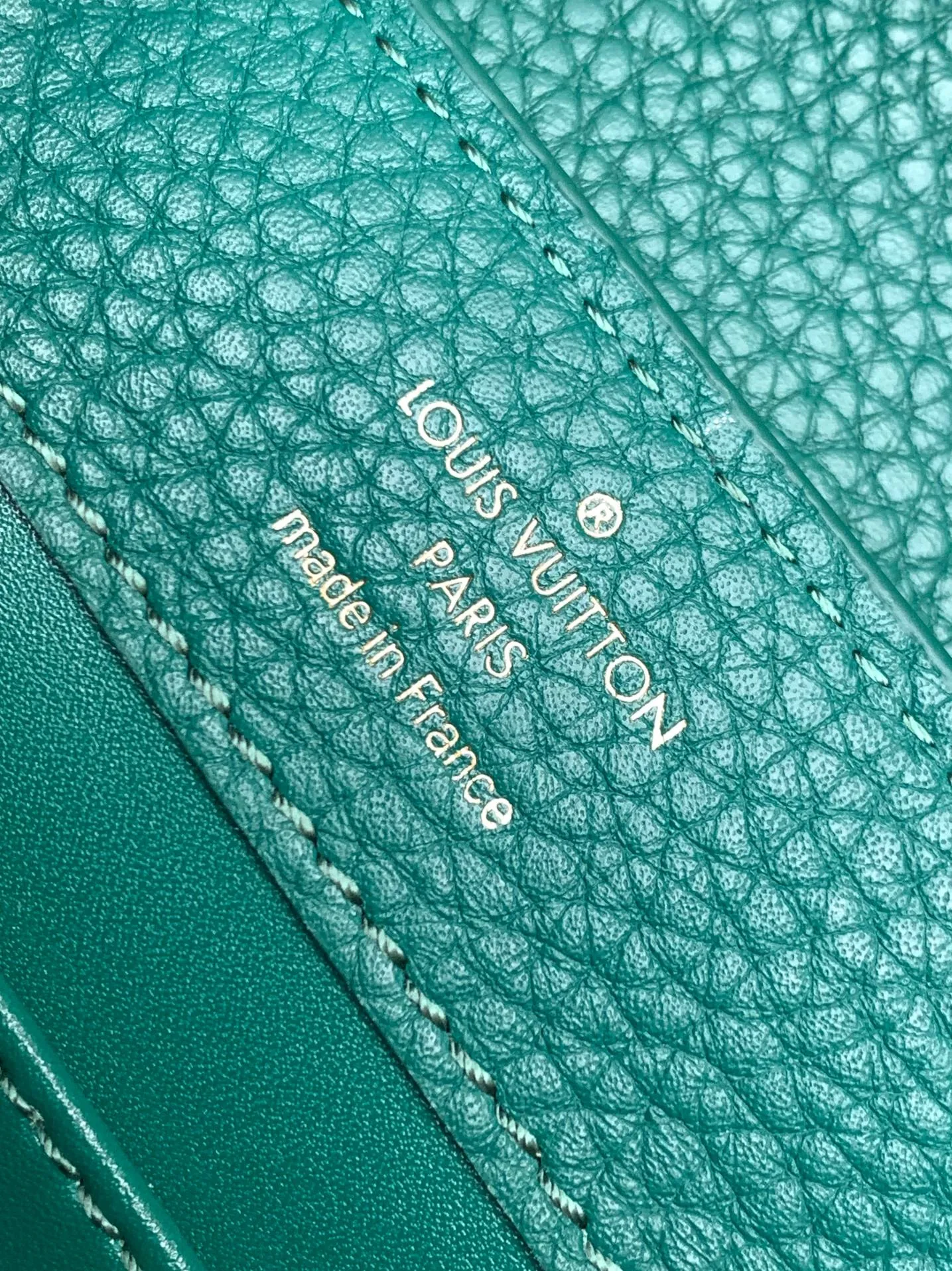 Alternative view of Louis Vuitton Capucines Mini Bag M21164