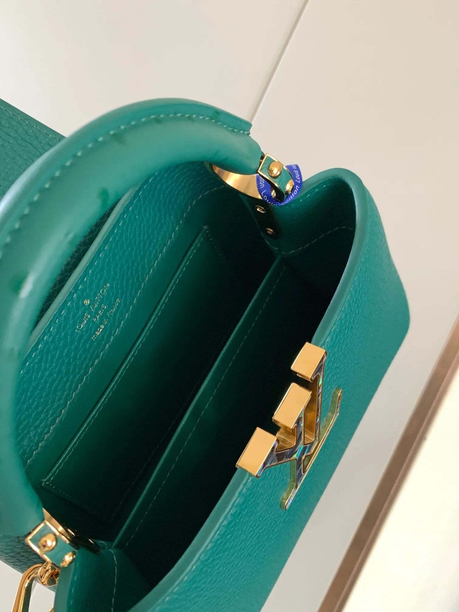 Louis Vuitton Capucines Mini Bag M21164 - 图片 10