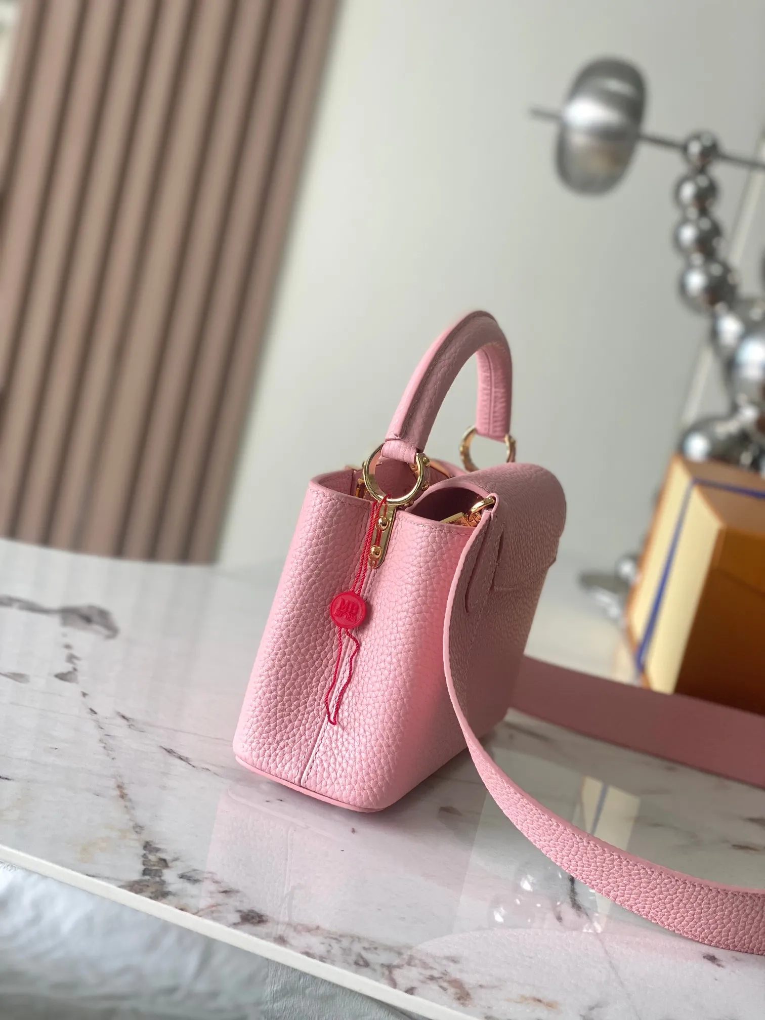 Louis Vuitton Capucines Mini M24544 - 图片 4