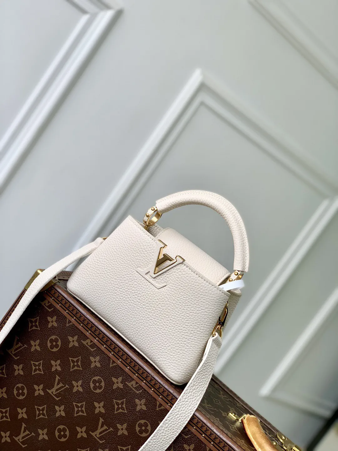 Louis Vuitton Capucines BB M24545 - 图片 3