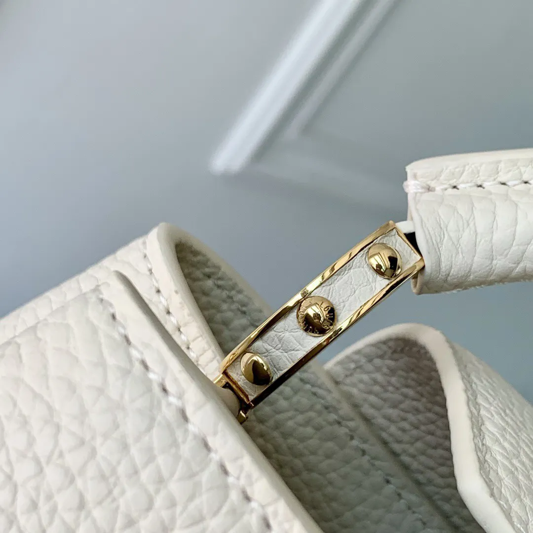 Louis Vuitton Capucines BB M24545 - 图片 9