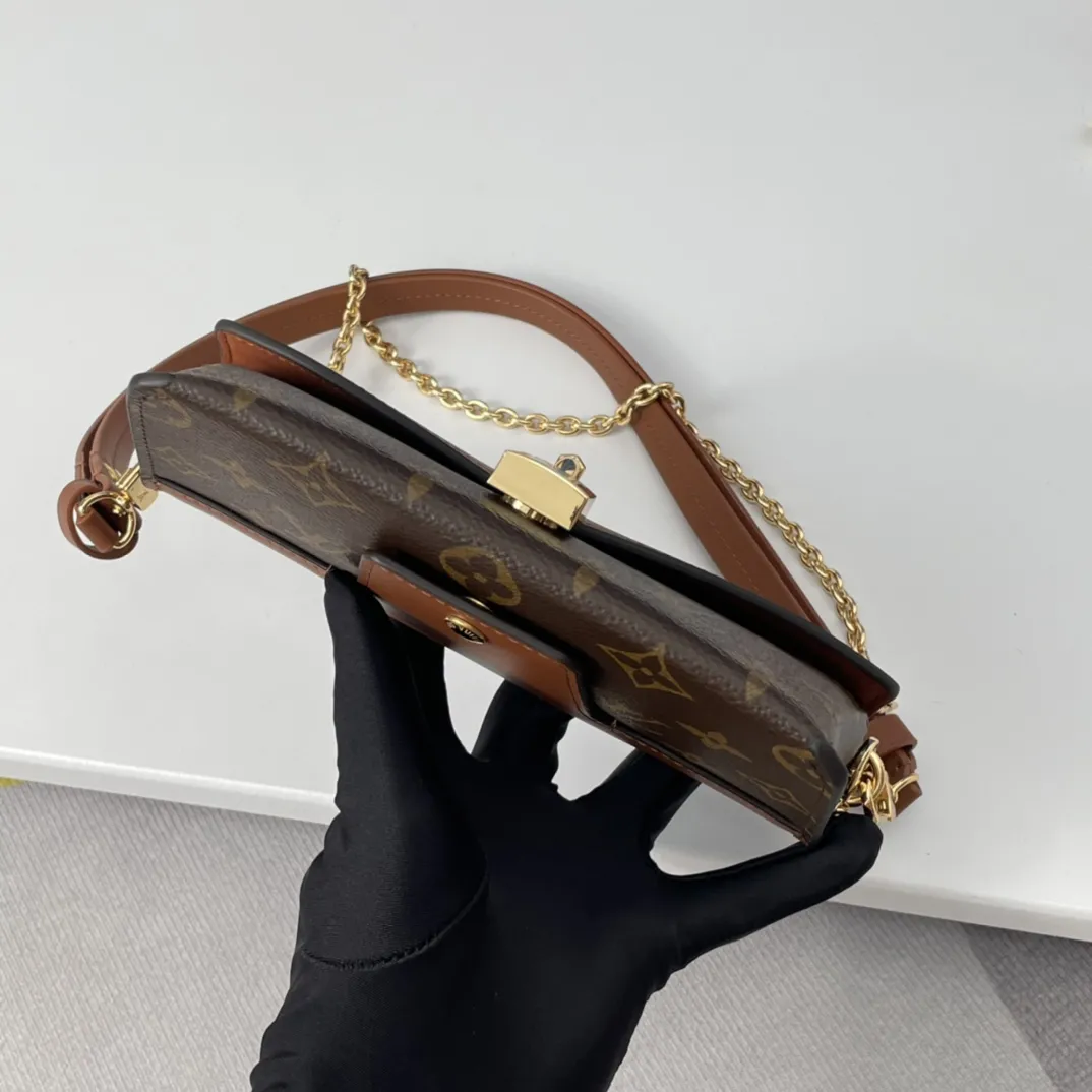 Louis Vuitton Padlock On Strap M80763 - 图片 3