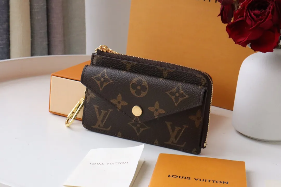 Louis Vuitton Card Holder Recto Verso M69431 - 图片 4