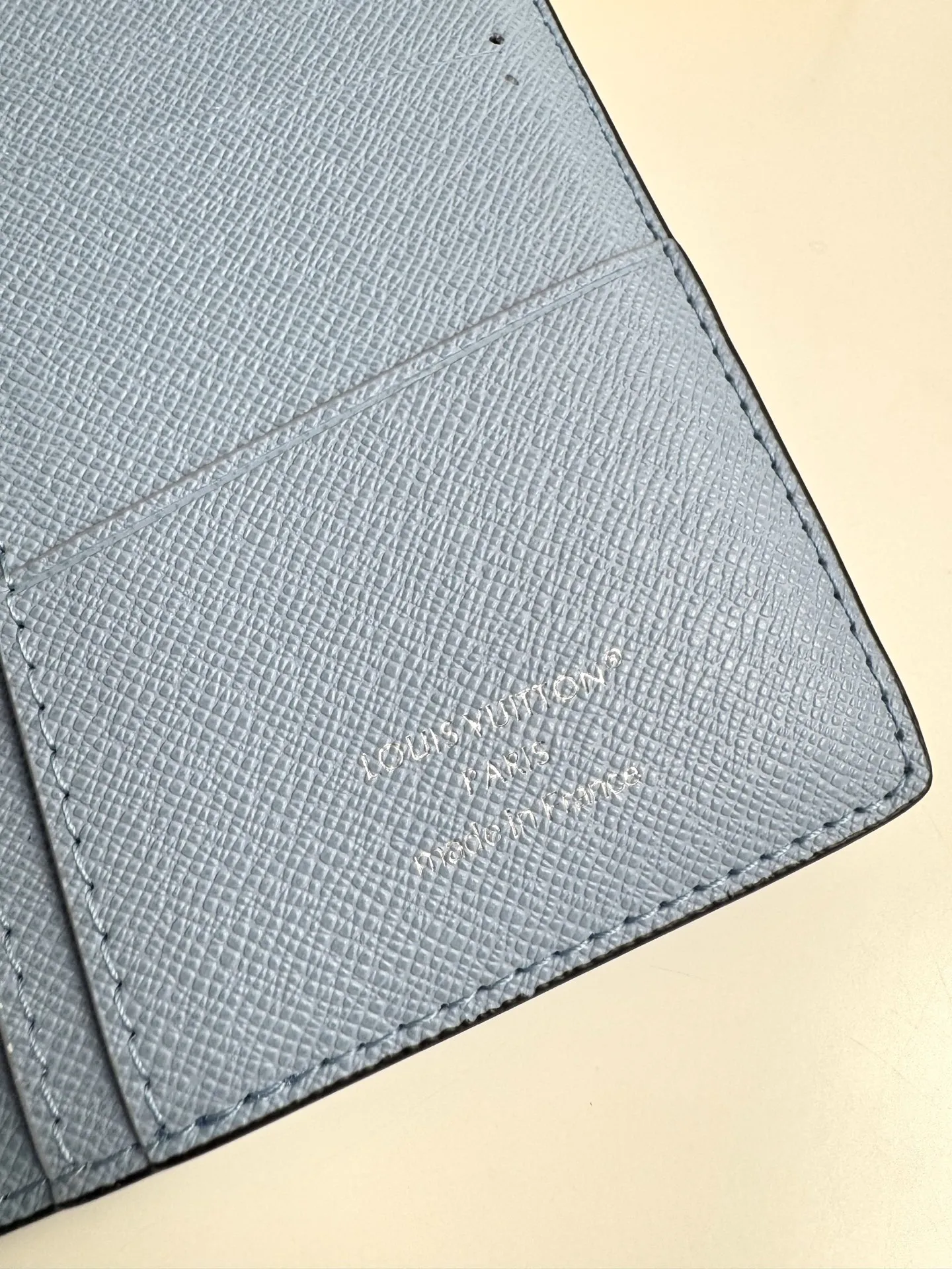 Louis Vuitton Brazza Wallet M14110 - 图片 9