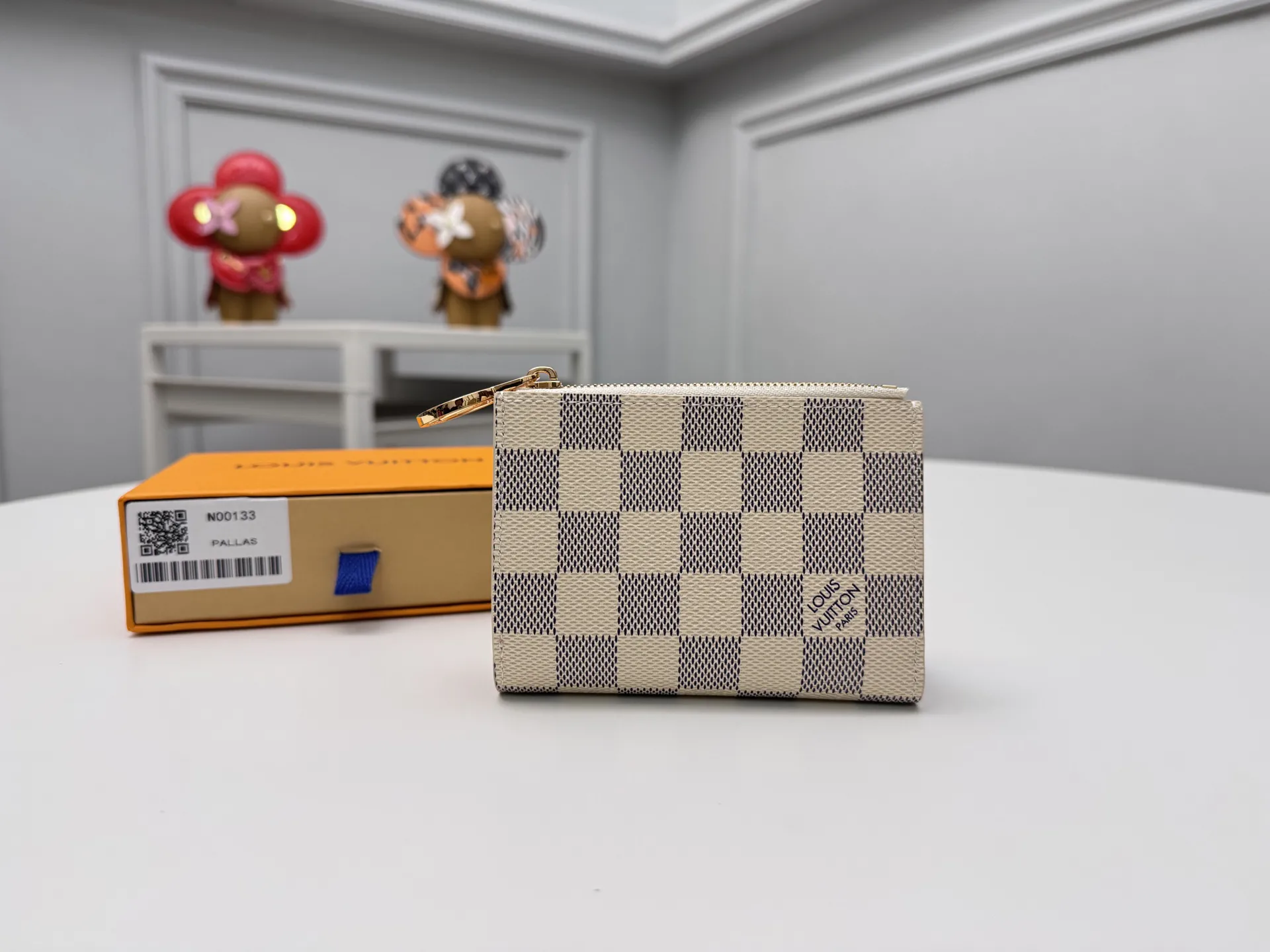 Louis Vuitton Lisa Wallet N00133 - Image 3