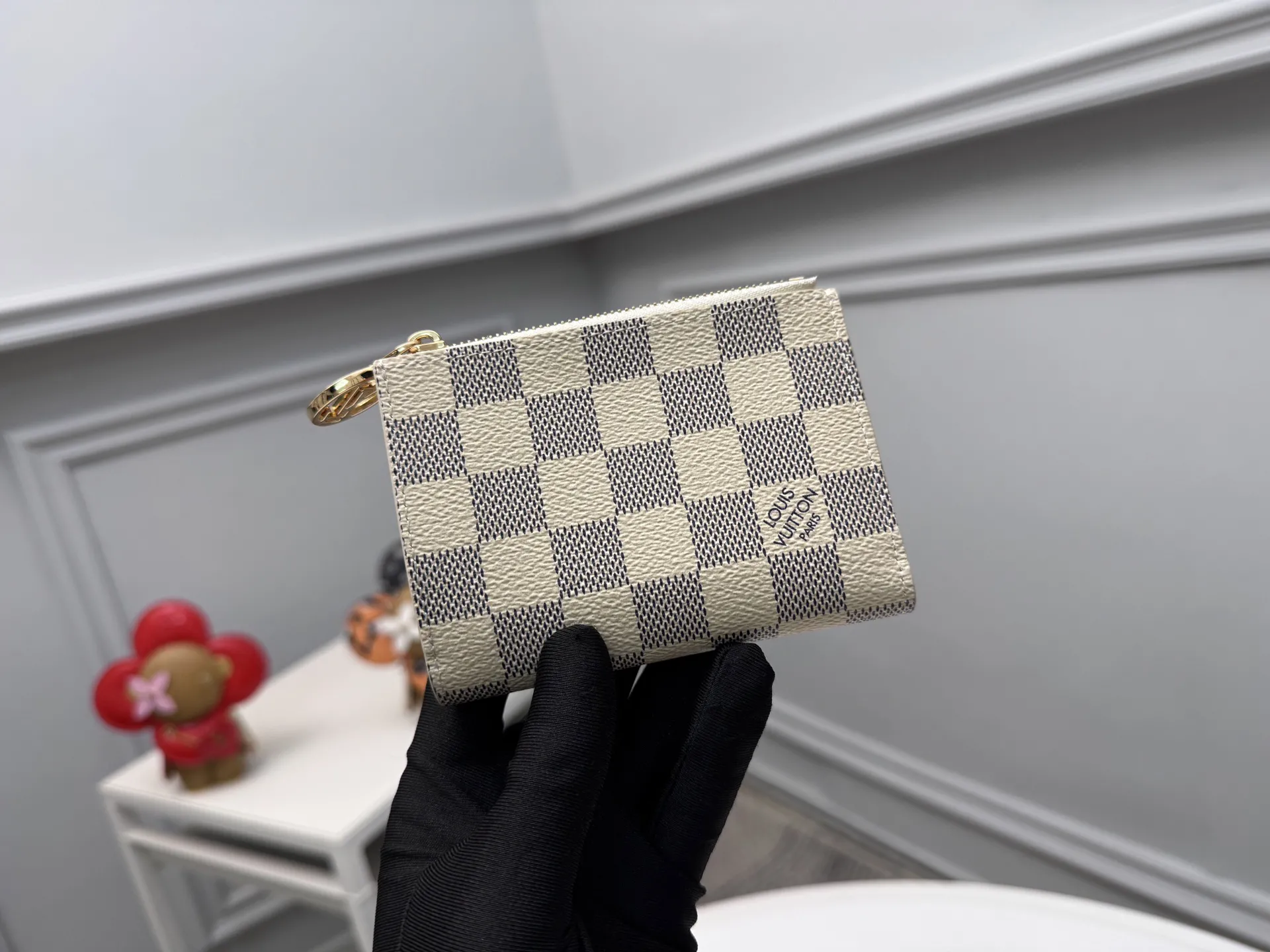 Louis Vuitton Lisa Wallet N00133 - Image 6