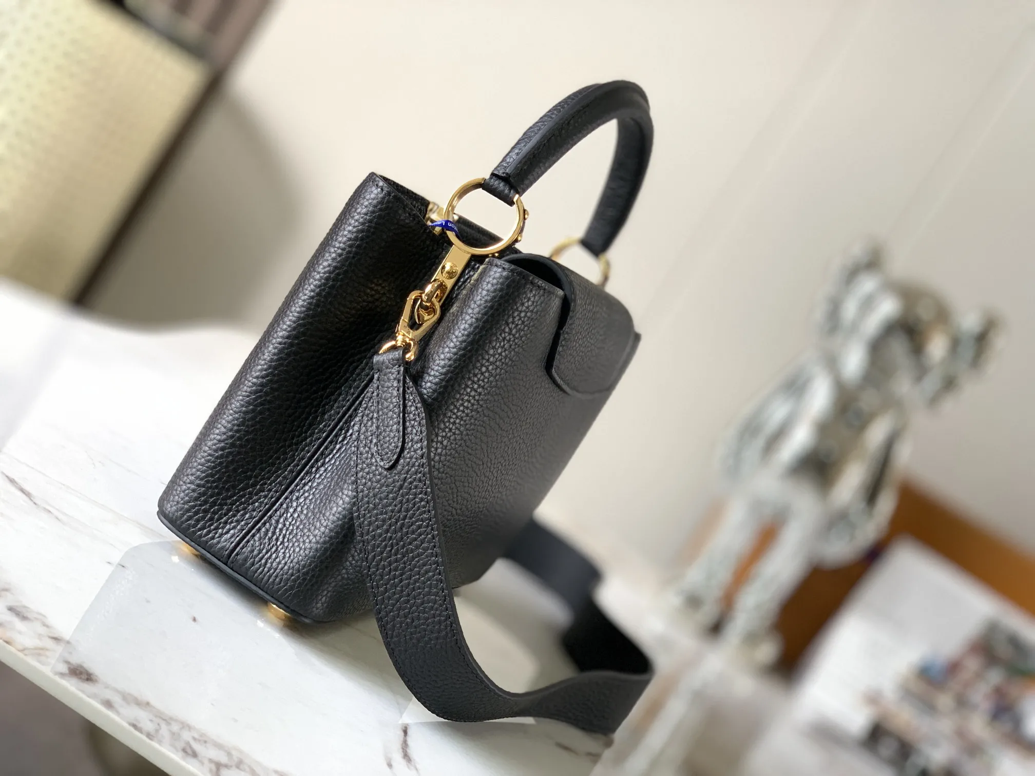 Louis Vuitton Capucines BB M59066 - 图片 3