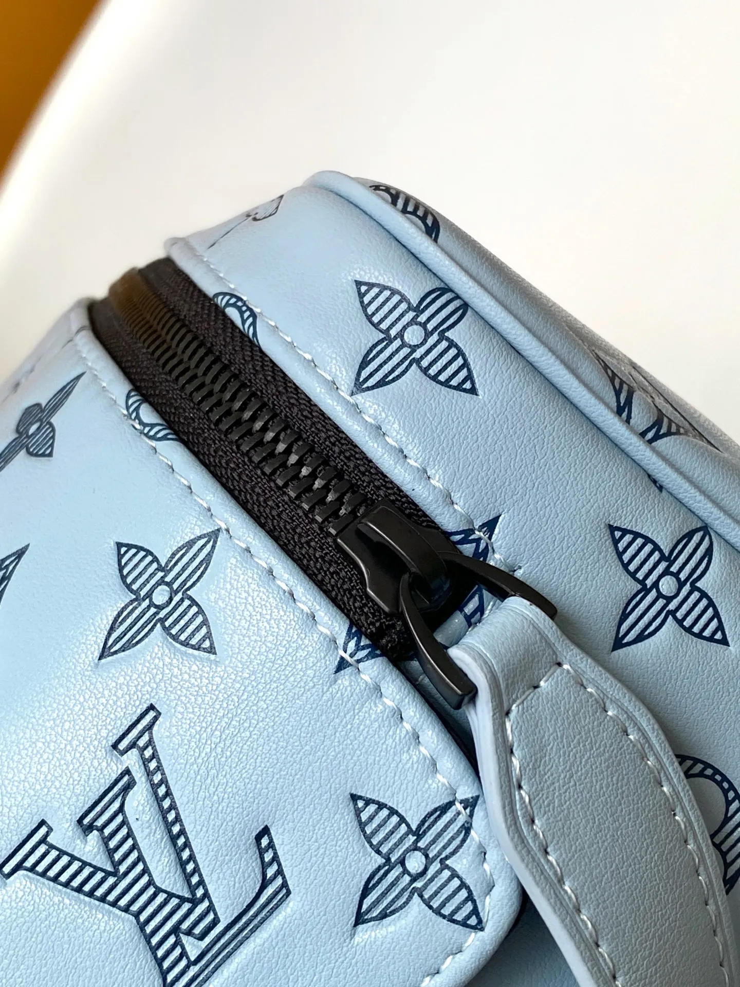 Louis Vuitton Dopp Kit M14885 - Image 8