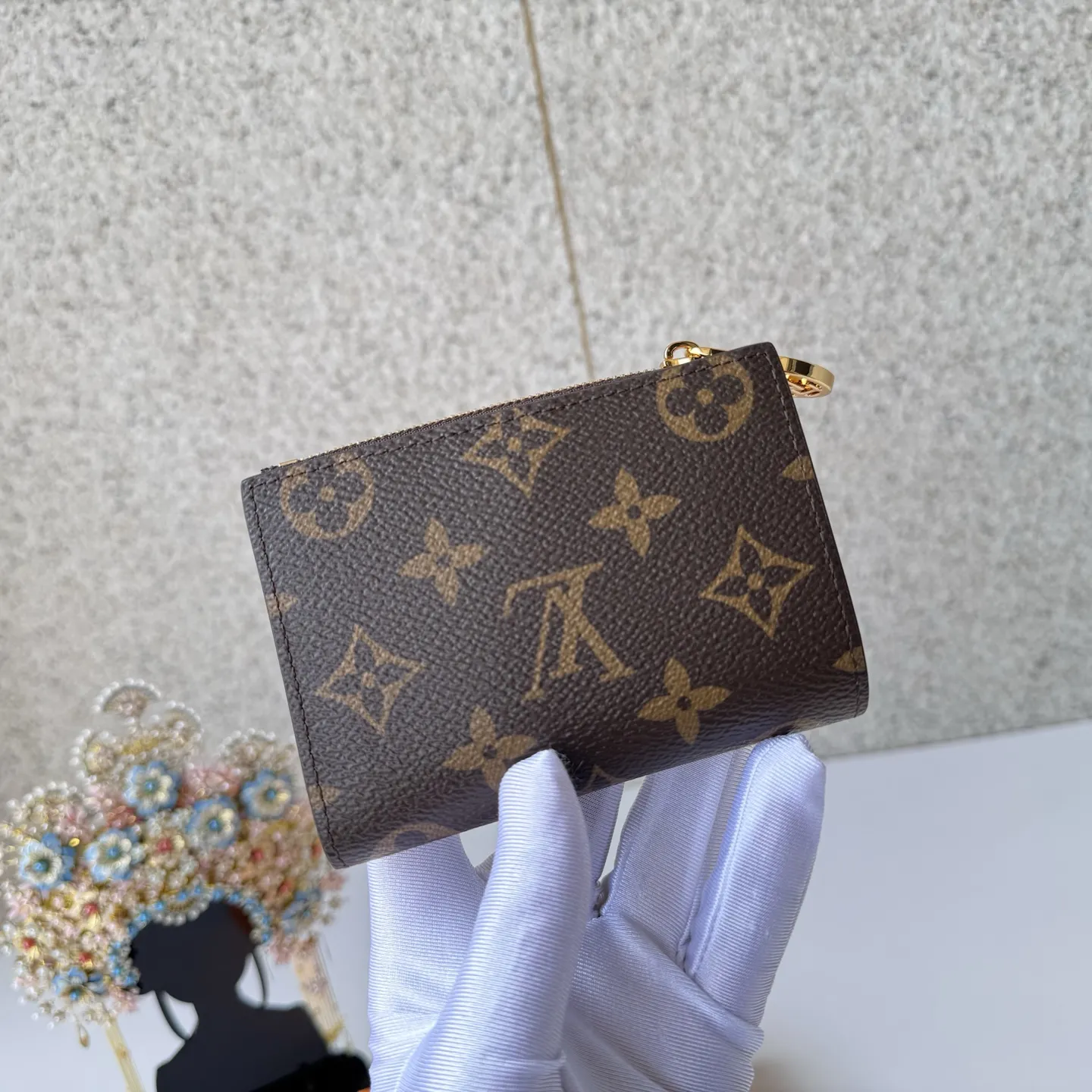 Louis Vuitton Lisa Wallet M25692 - Image 8