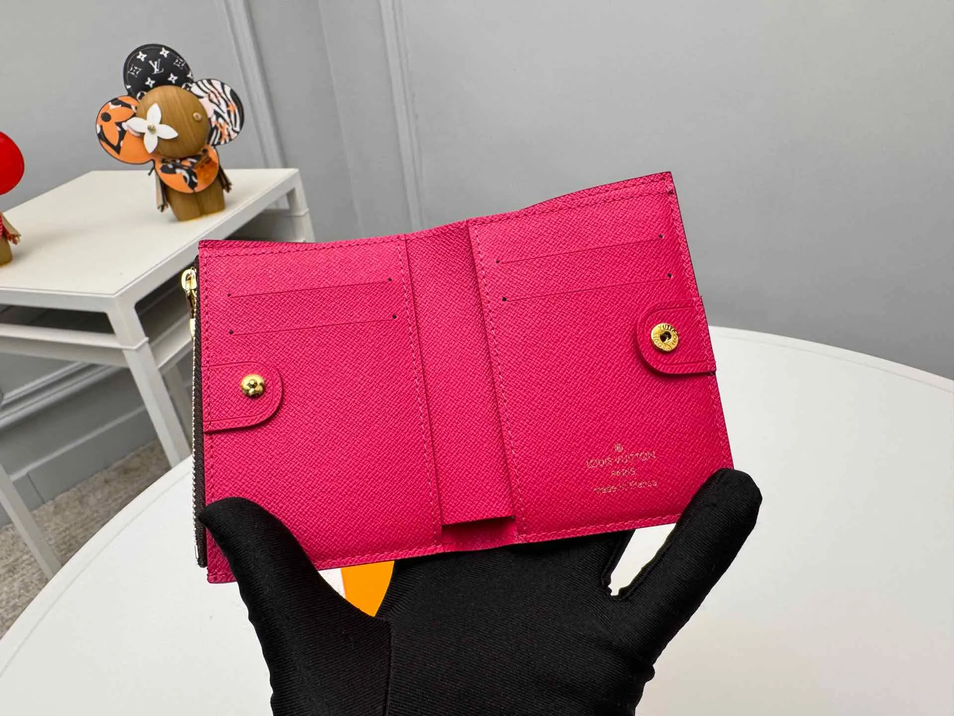 Louis Vuitton Lisa Wallet M11380 - Image 8