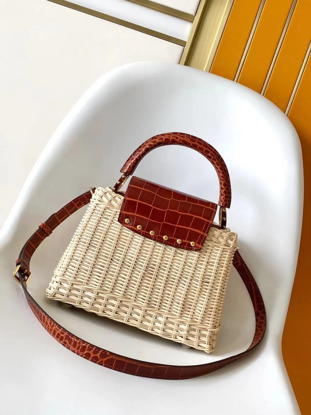 Louis Vuitton Capucines BB M26025 - 图片 3