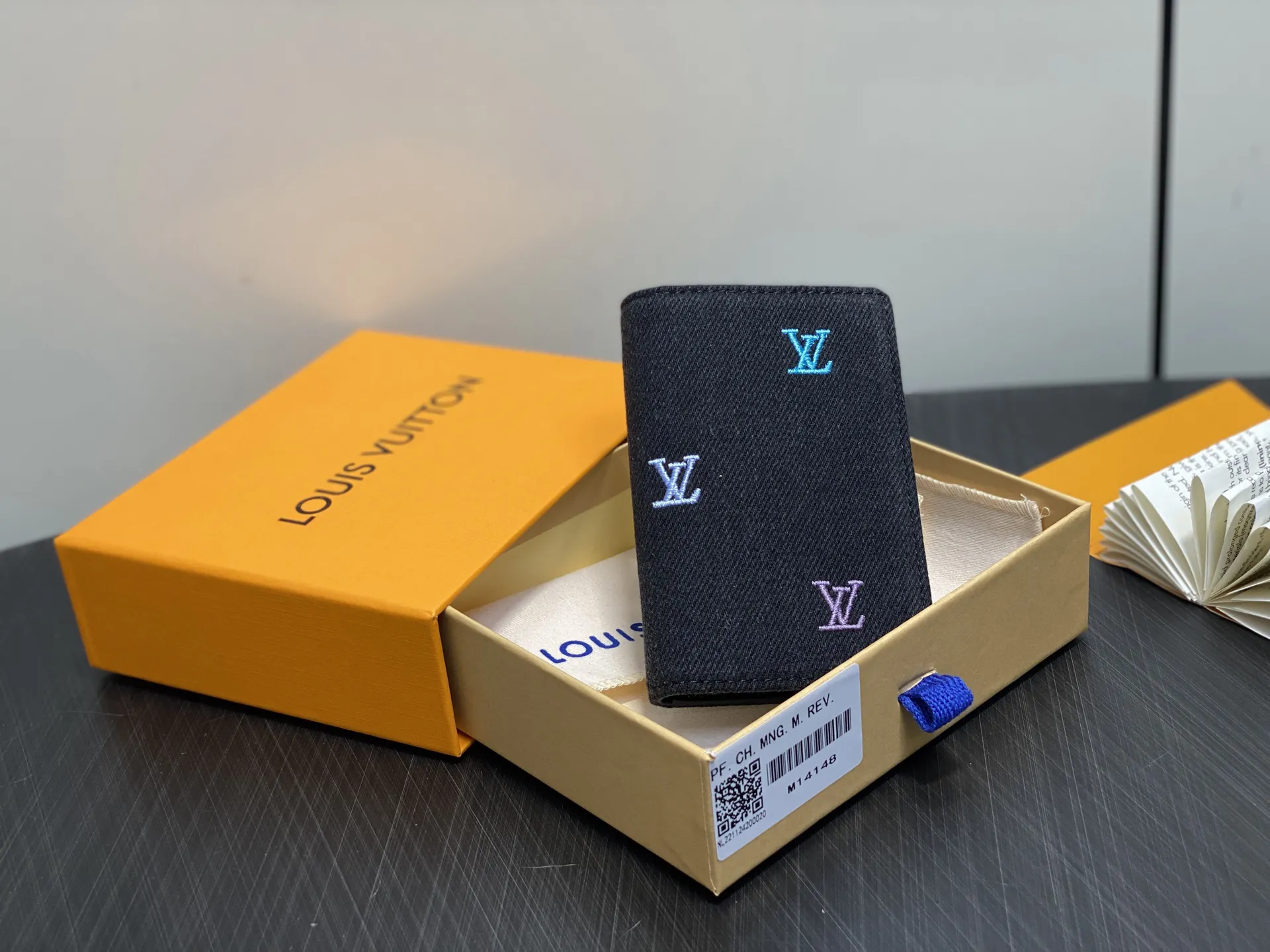 Louis Vuitton Pocket Organizer M14148 - Image 3