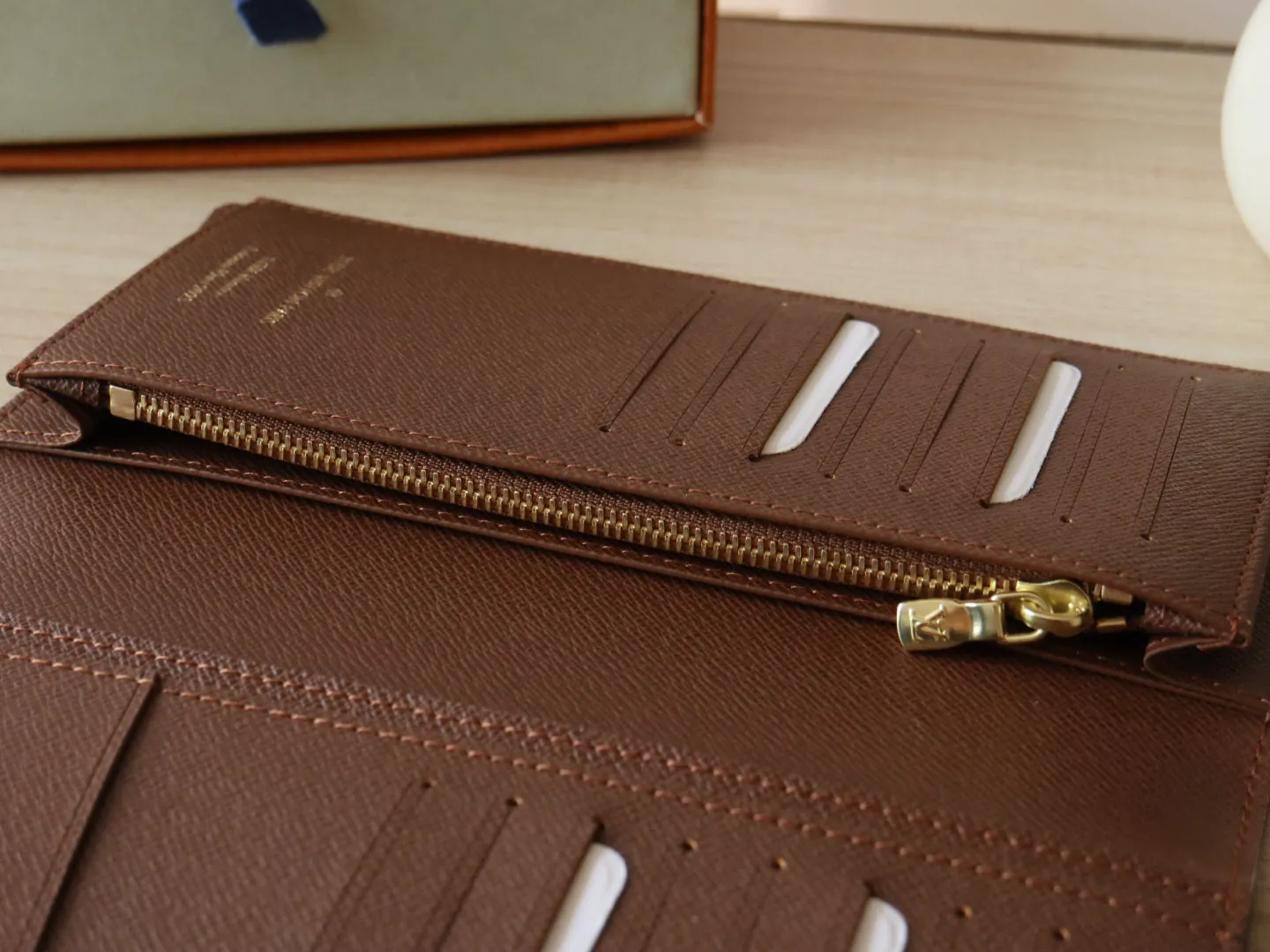 Alternative view of Louis Vuitton Brazza Wallet N00141