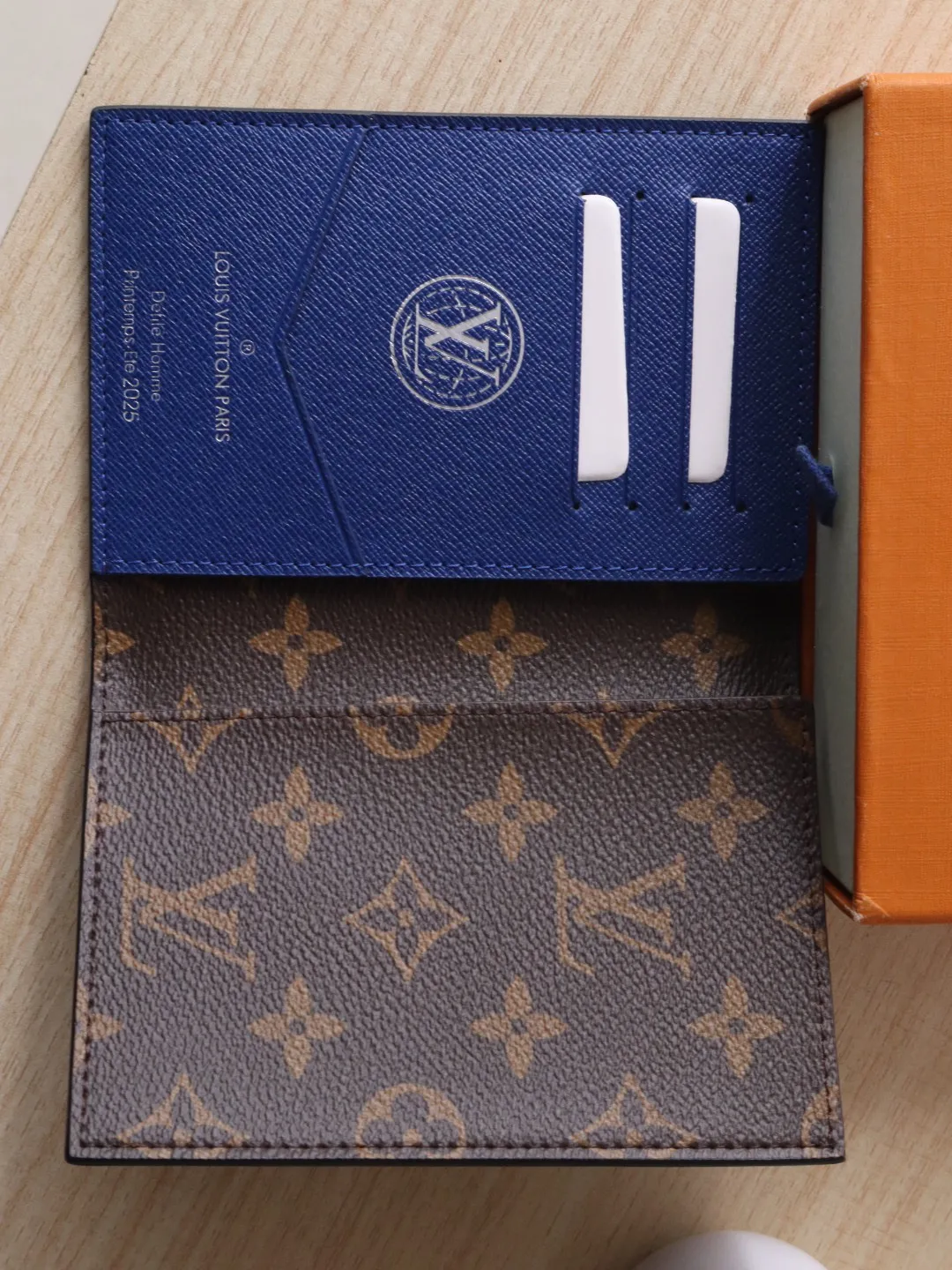 Louis Vuitton Passport Cover N00168 - 图片 8