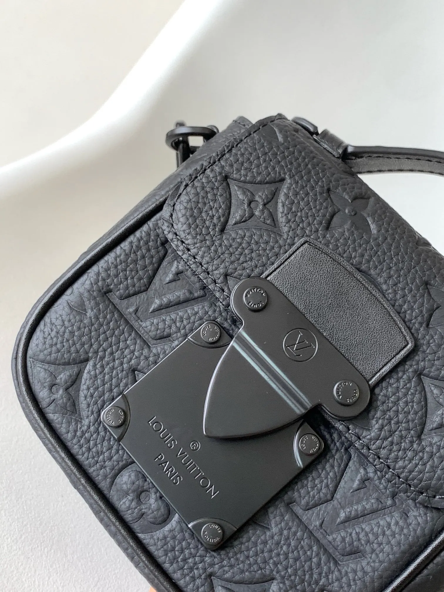 Louis Vuitton Pico S-Lock M83148 - Image 6
