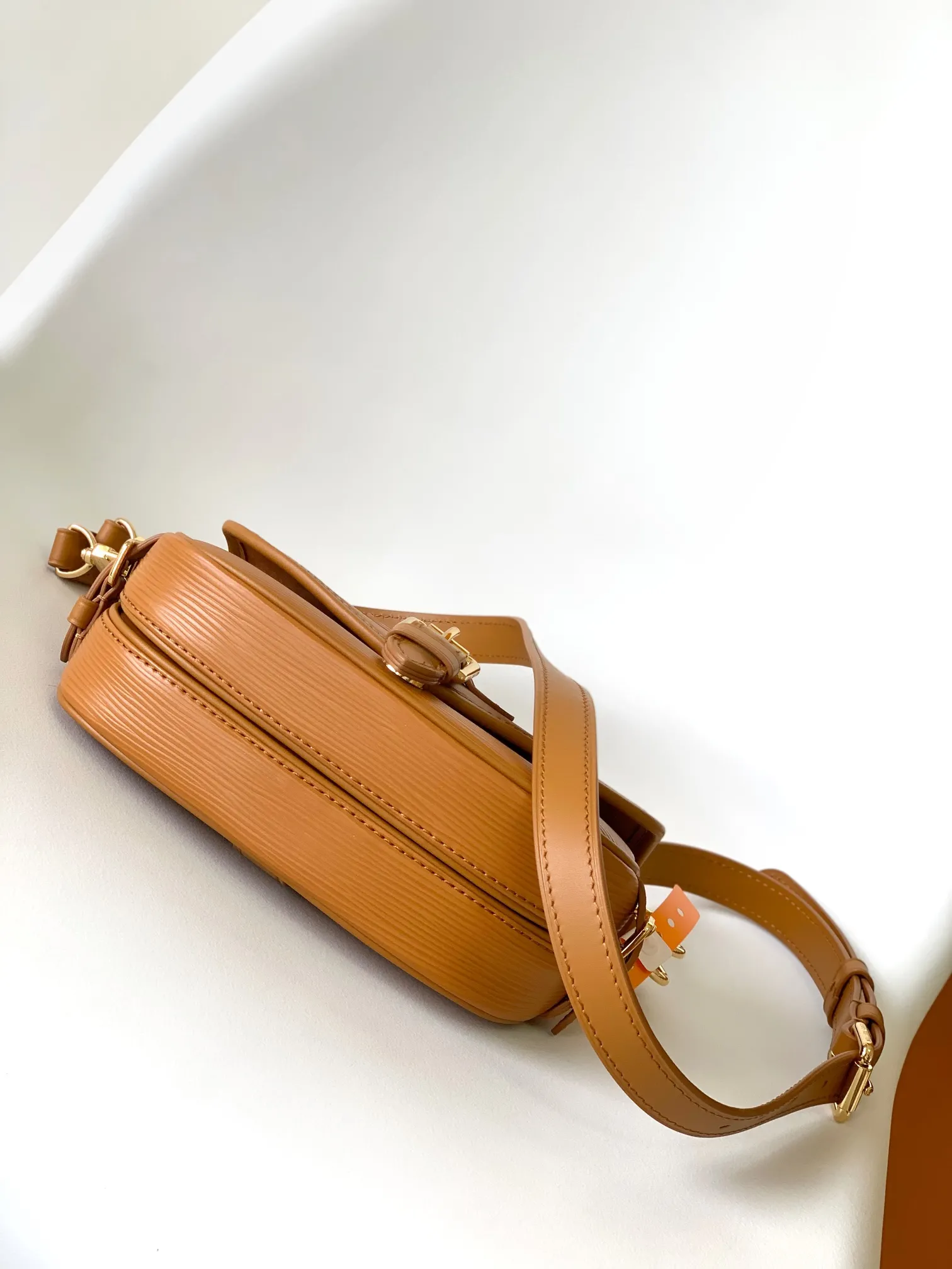 Louis Vuitton Saumur BB M23471 - Image 6