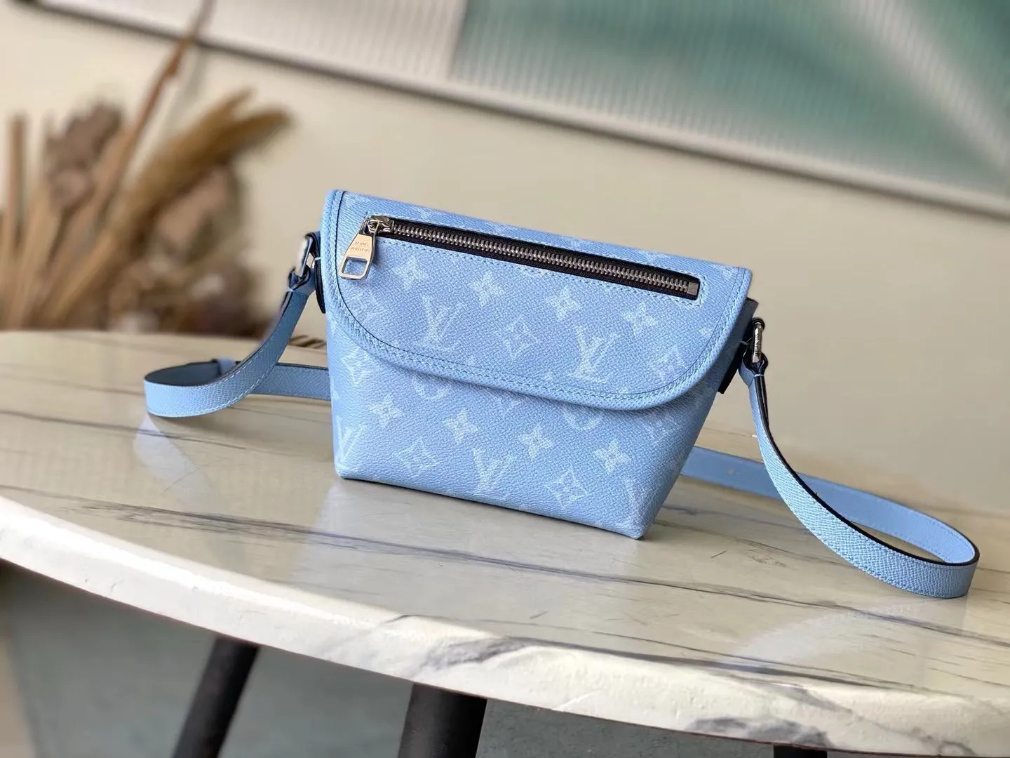 Louis Vuitton Pulse Wearable Wallet M14116 - 图片 3