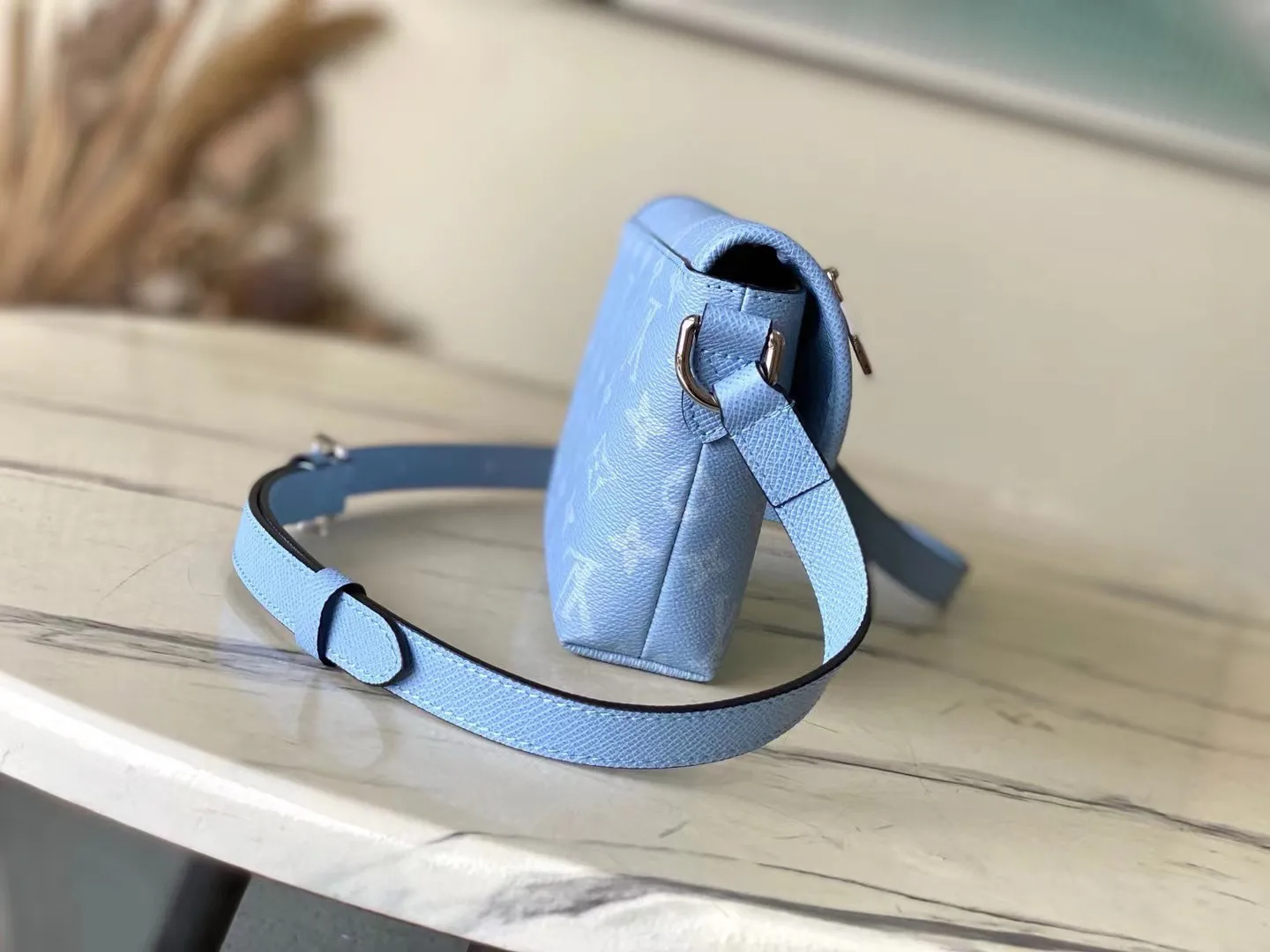 Louis Vuitton Pulse Wearable Wallet M14116 - 图片 4