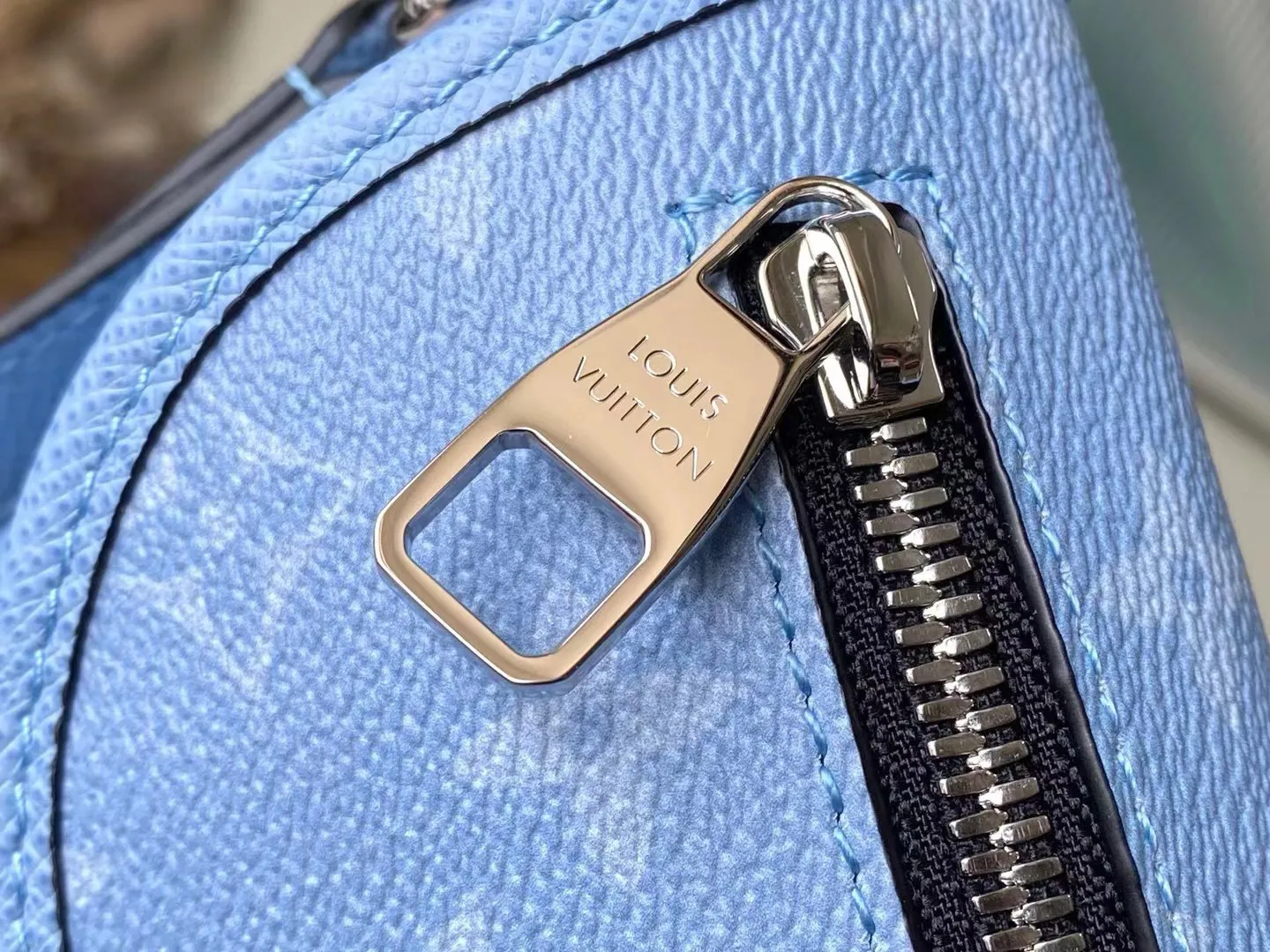 Louis Vuitton Pulse Wearable Wallet M14116 - 图片 7