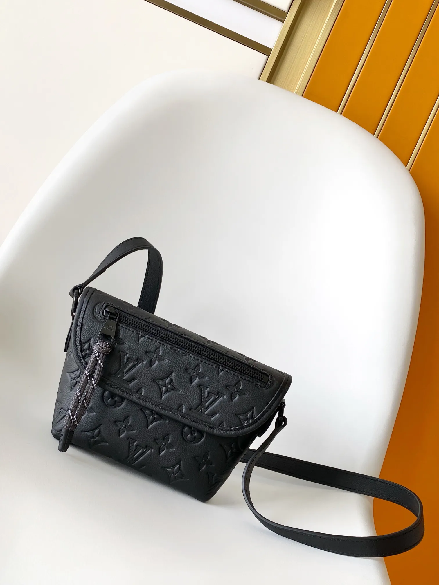Louis Vuitton Pulse Wearable Wallet M12636 - 图片 3