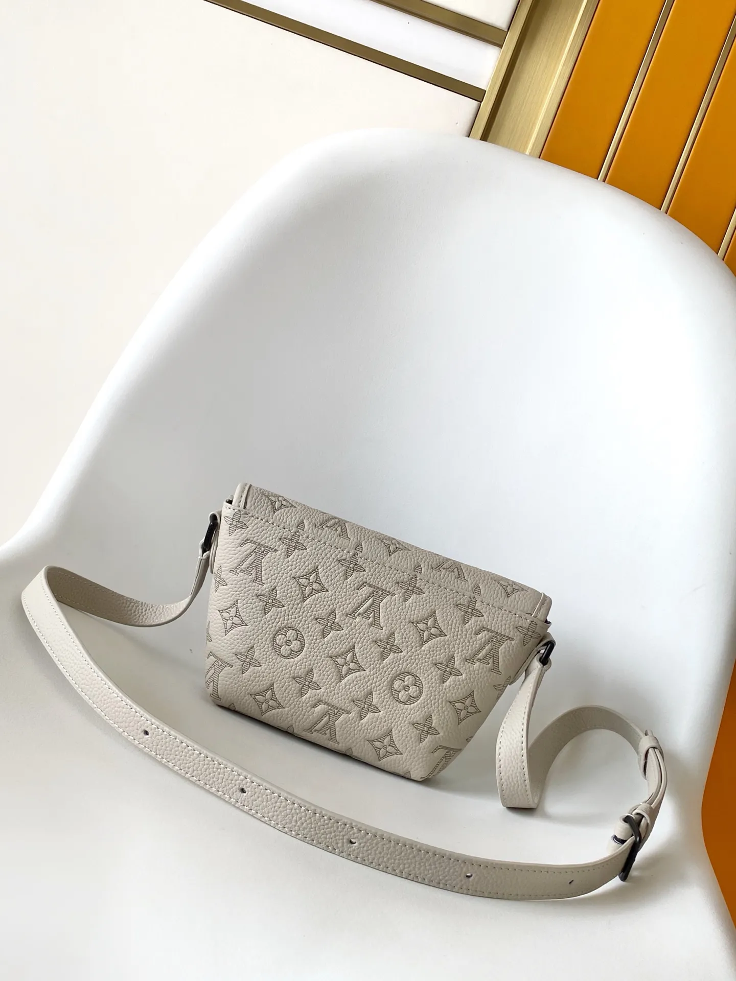 Louis Vuitton Pulse Wearable Wallet M14794 - 图片 4
