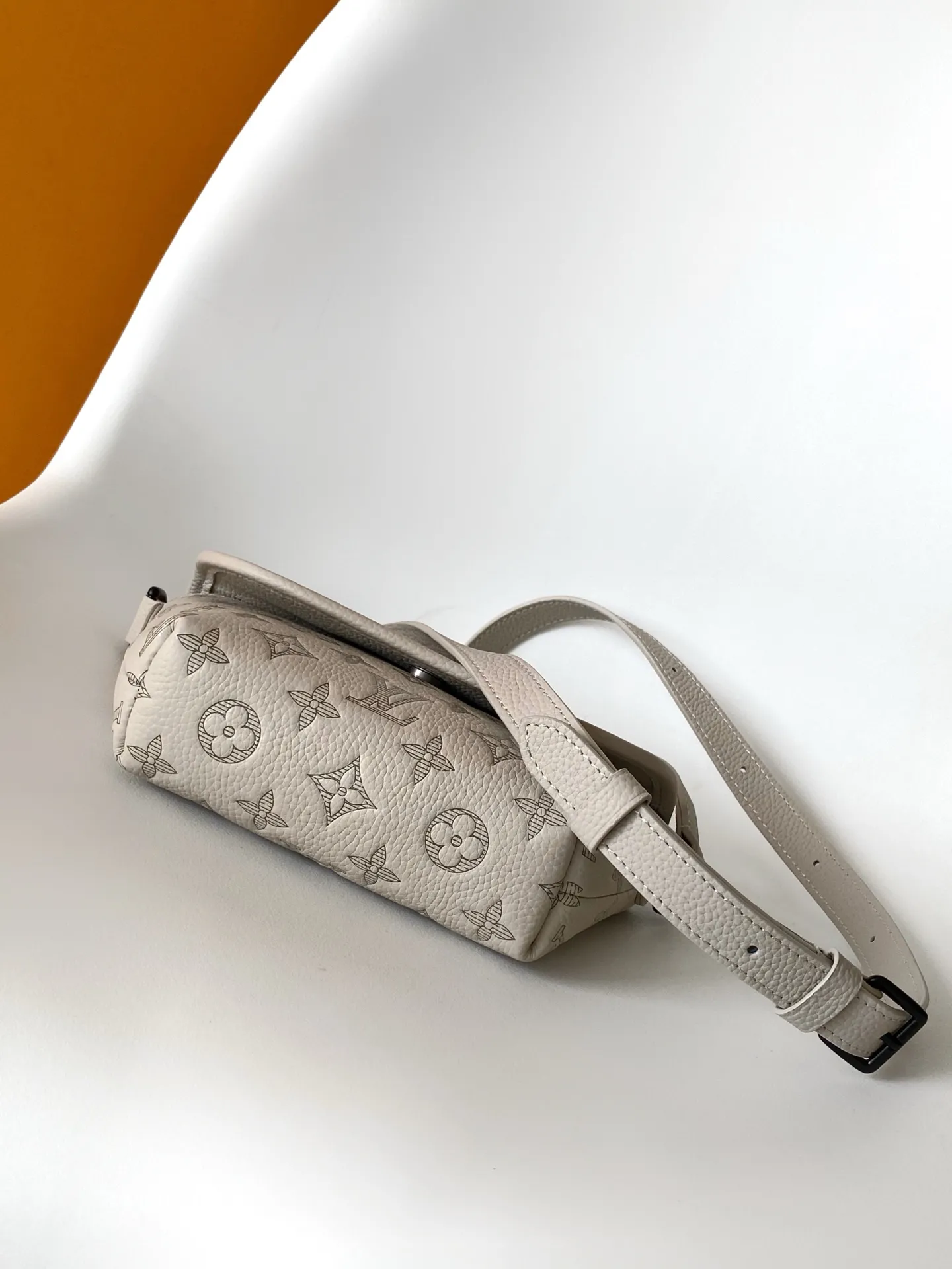 Louis Vuitton Pulse Wearable Wallet M14794 - 图片 6