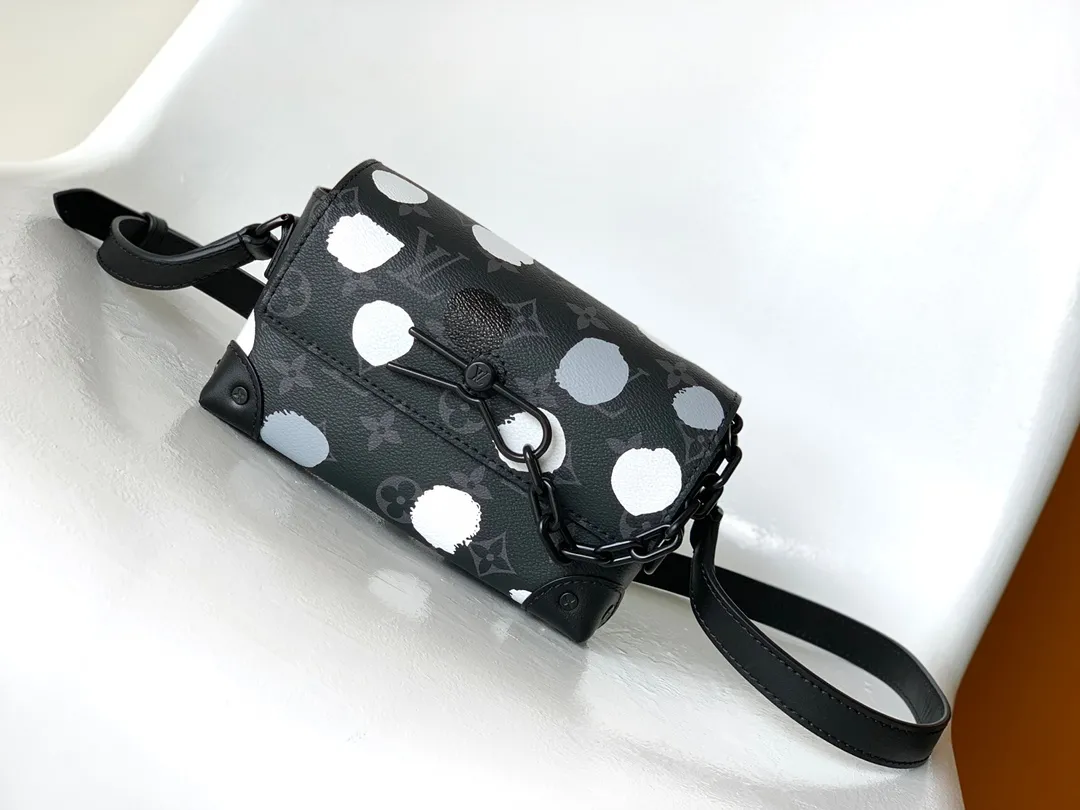 Louis Vuitton Steamer M81935 - Image 4