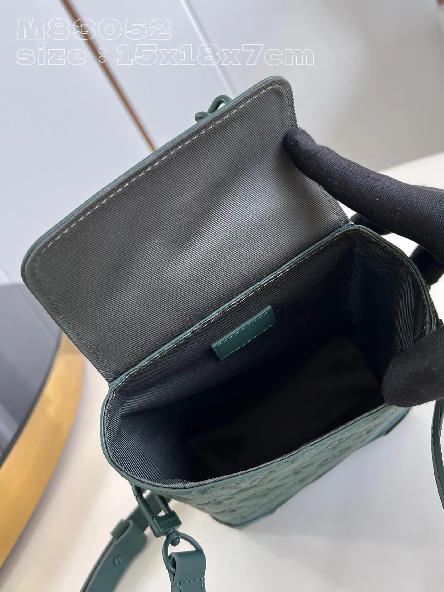 Alternative view of Louis Vuitton Nano Steamer M83052