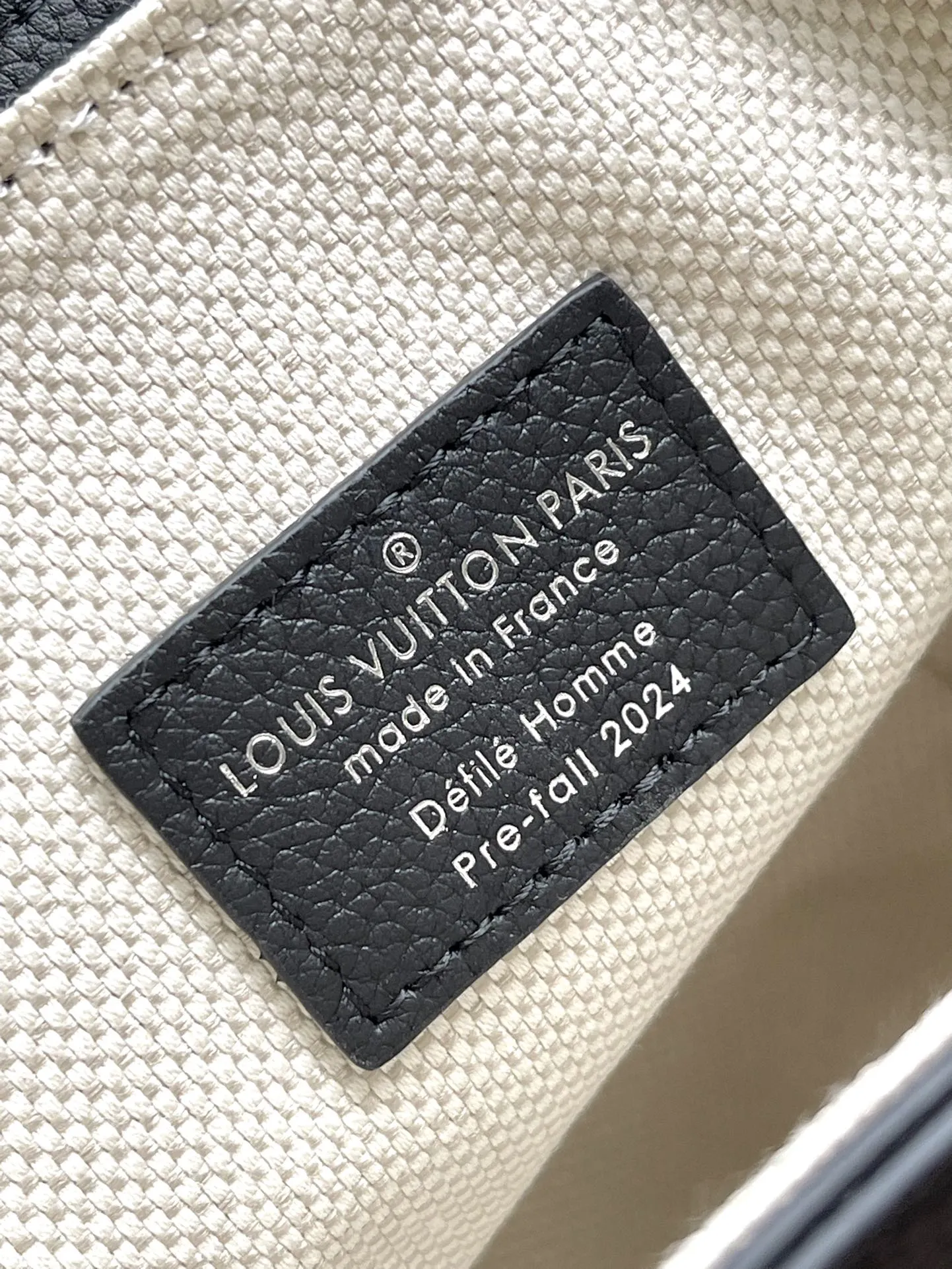 Alternative view of Louis Vuitton Steamer 15 M11637