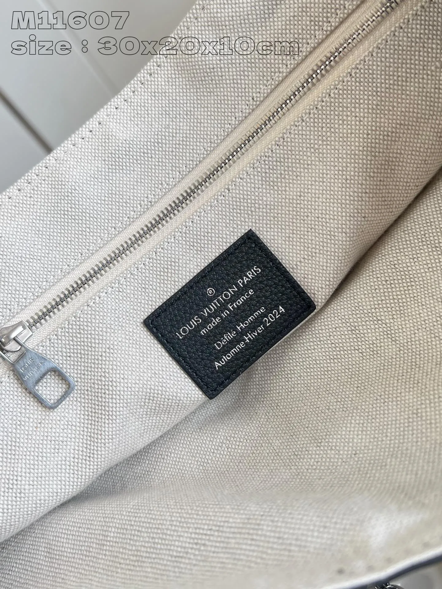Alternative view of Louis Vuitton Steamer Crossbody M11607