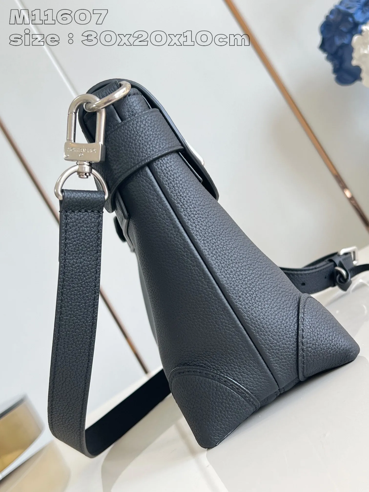 Louis Vuitton Steamer Crossbody M11607 - Image 5