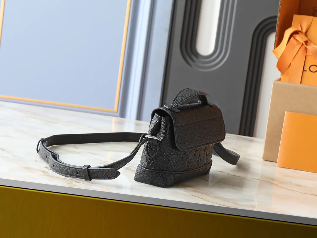 Louis Vuitton Steamer Wearable Wallet M13888 - 图片 4