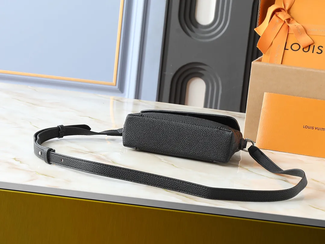 Louis Vuitton Steamer Wearable Wallet M13888 - 图片 6