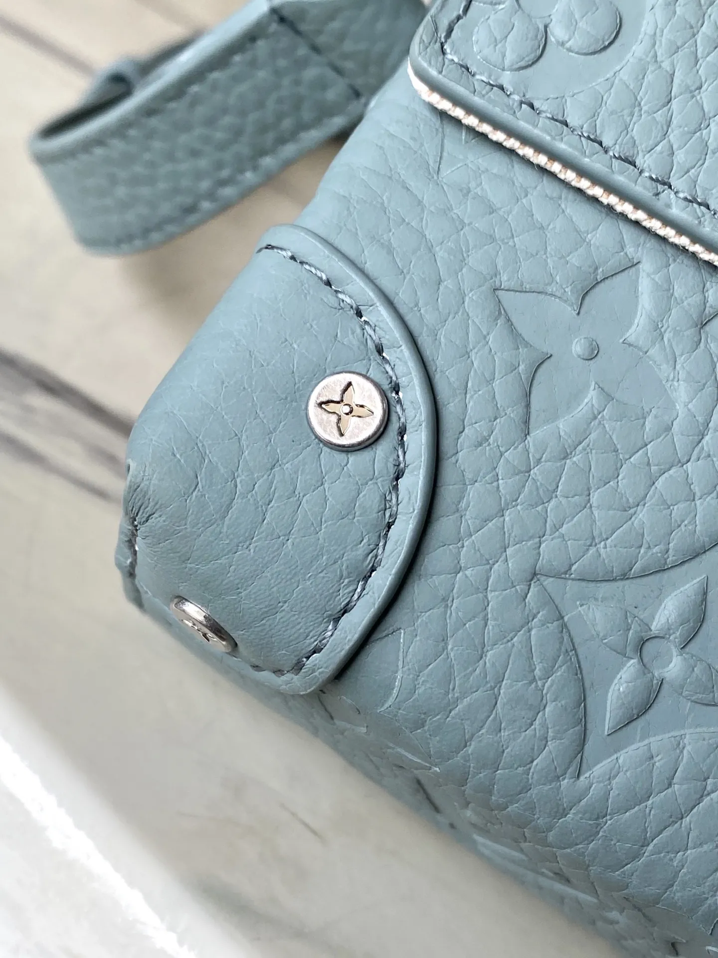 Louis Vuitton Steamer Wearable Wallet M13889 - 图片 10