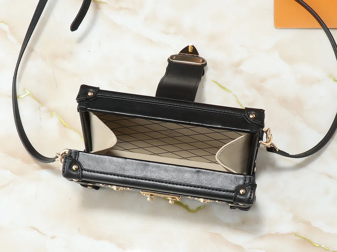 Louis Vuitton Petite Malle M21462 - 图片 10