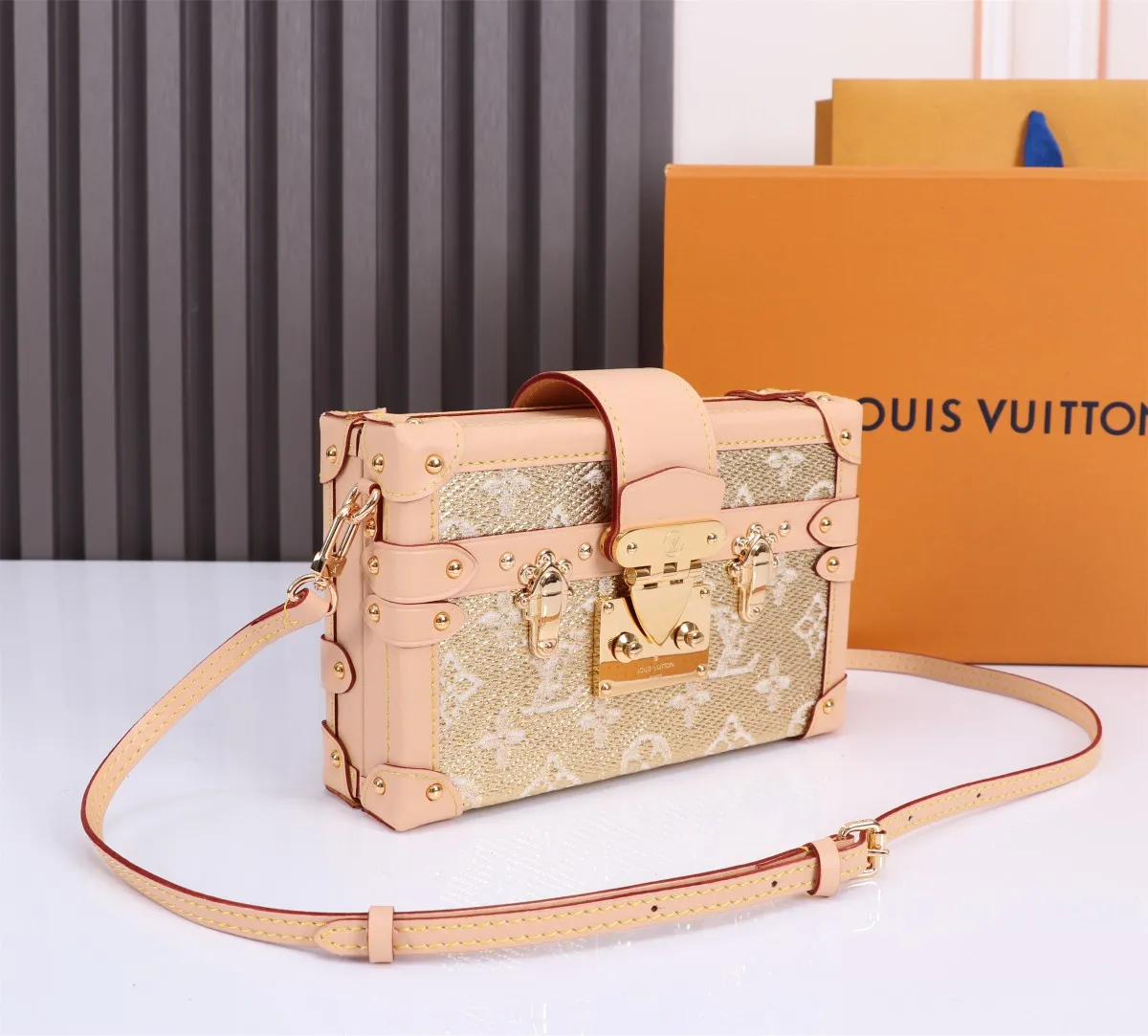 Louis Vuitton Petite Malle M22882 - 图片 4
