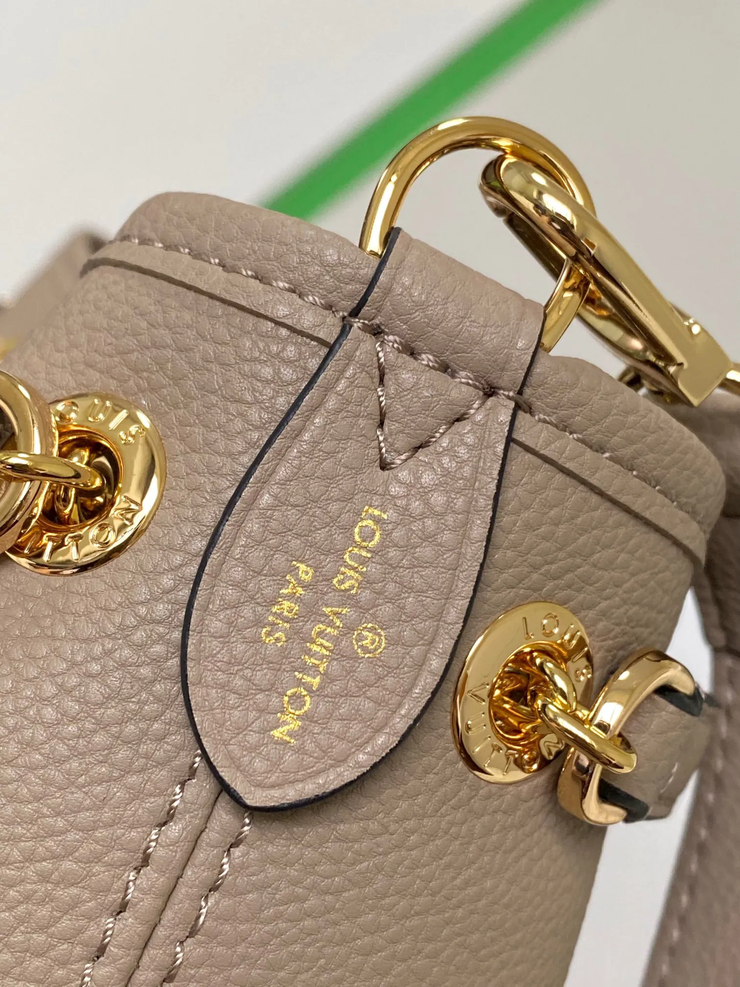 Louis Vuitton LV Bundle M25453 - Image 7