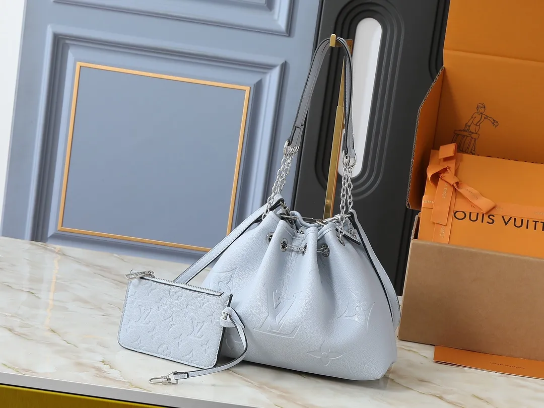 Louis Vuitton LV Bundle M11187 - Image 10