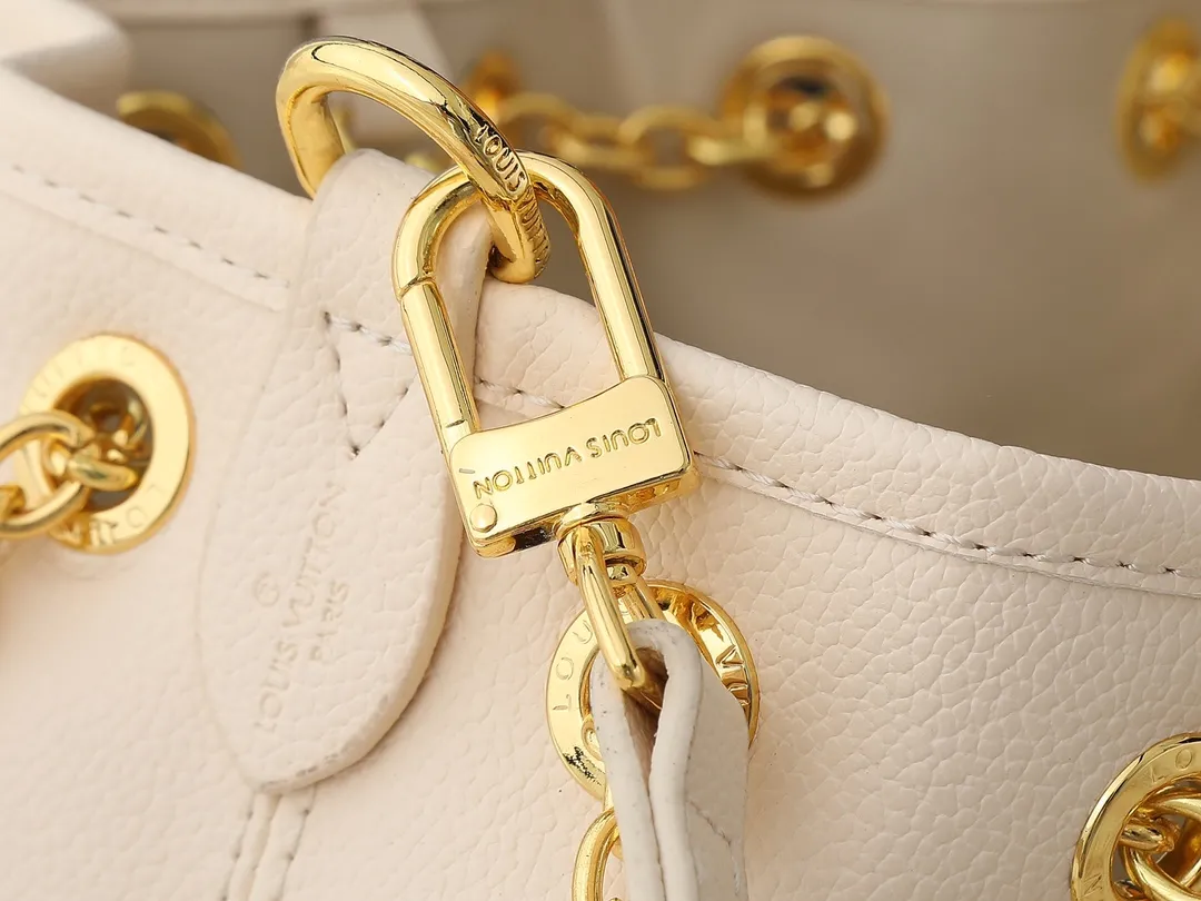 Louis Vuitton LV Bundle M46545 - Image 4