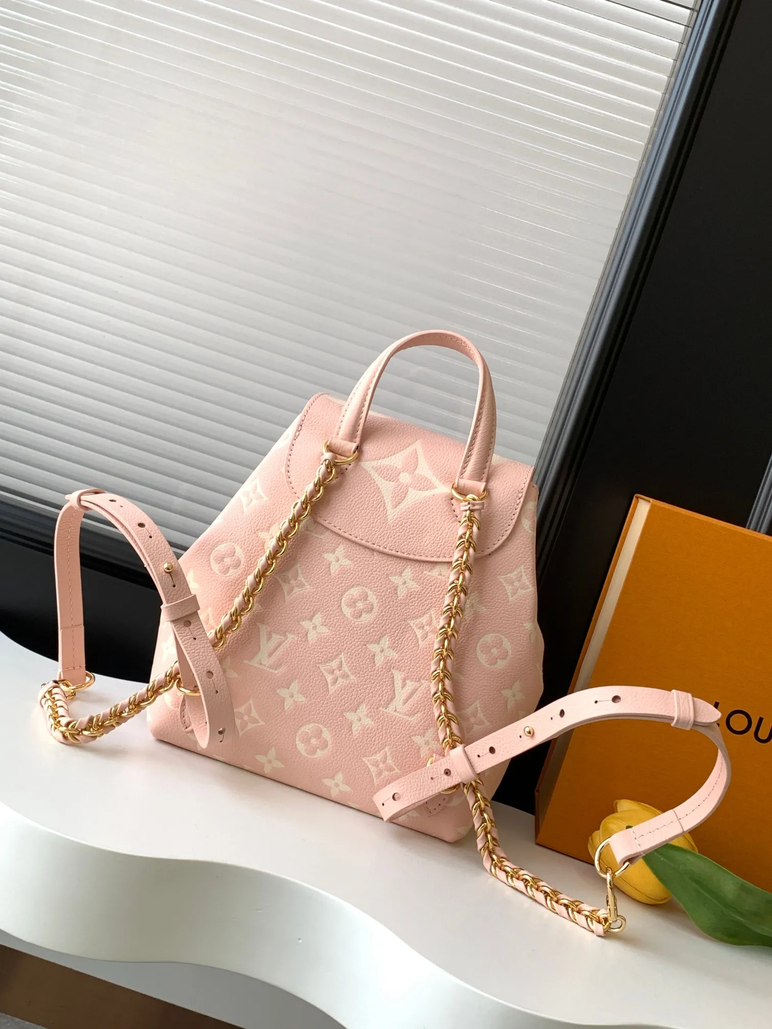 Louis Vuitton Backup M12987 - Image 6